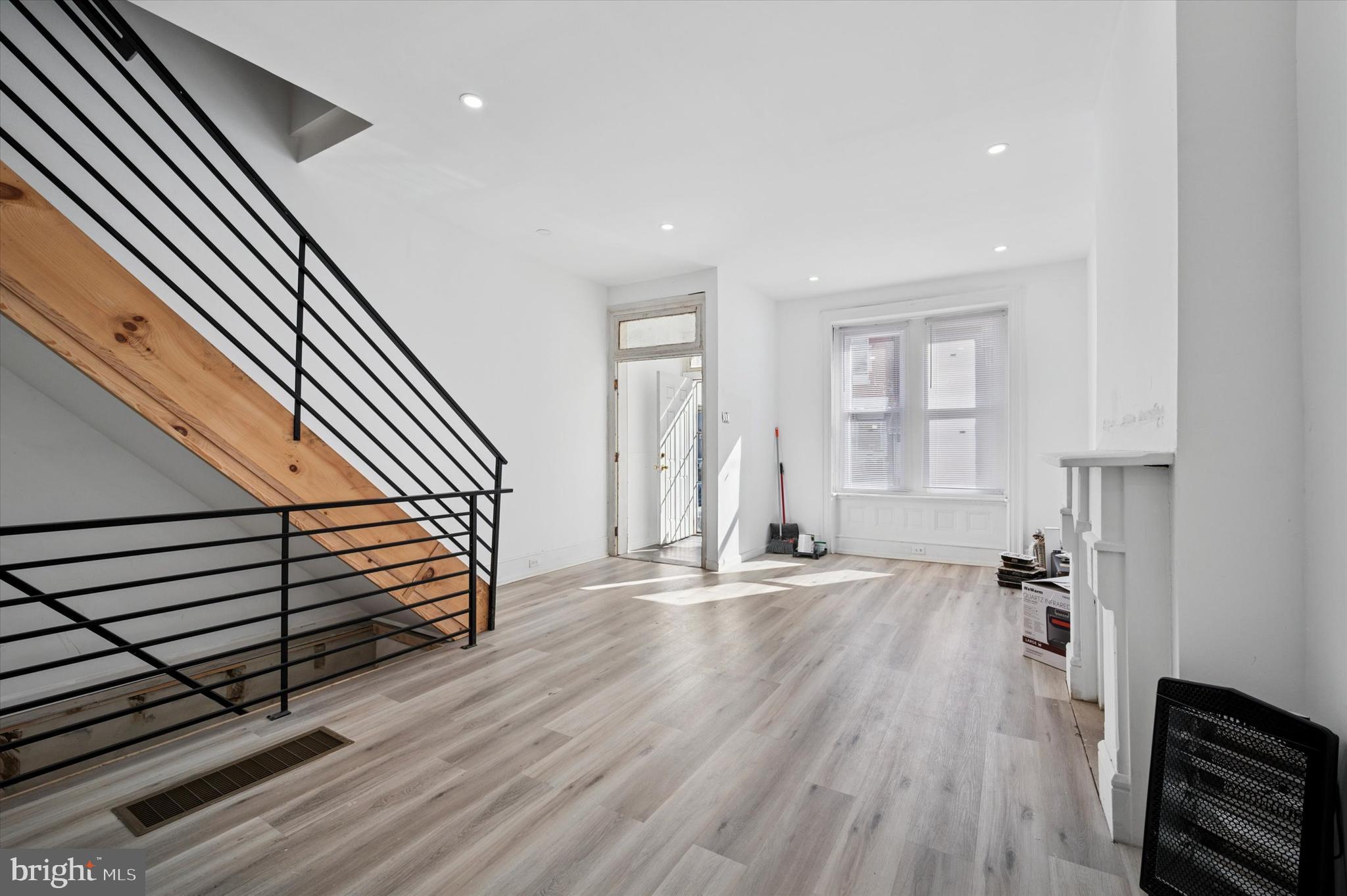 PHILADELPHIA - Residential