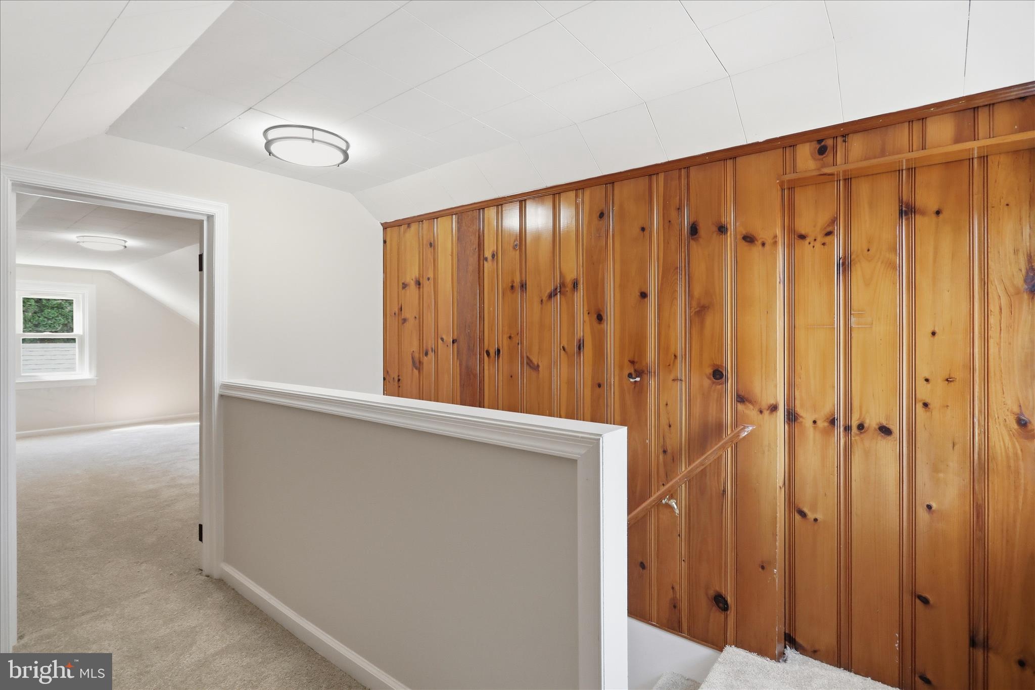 HALFWAY - Residential