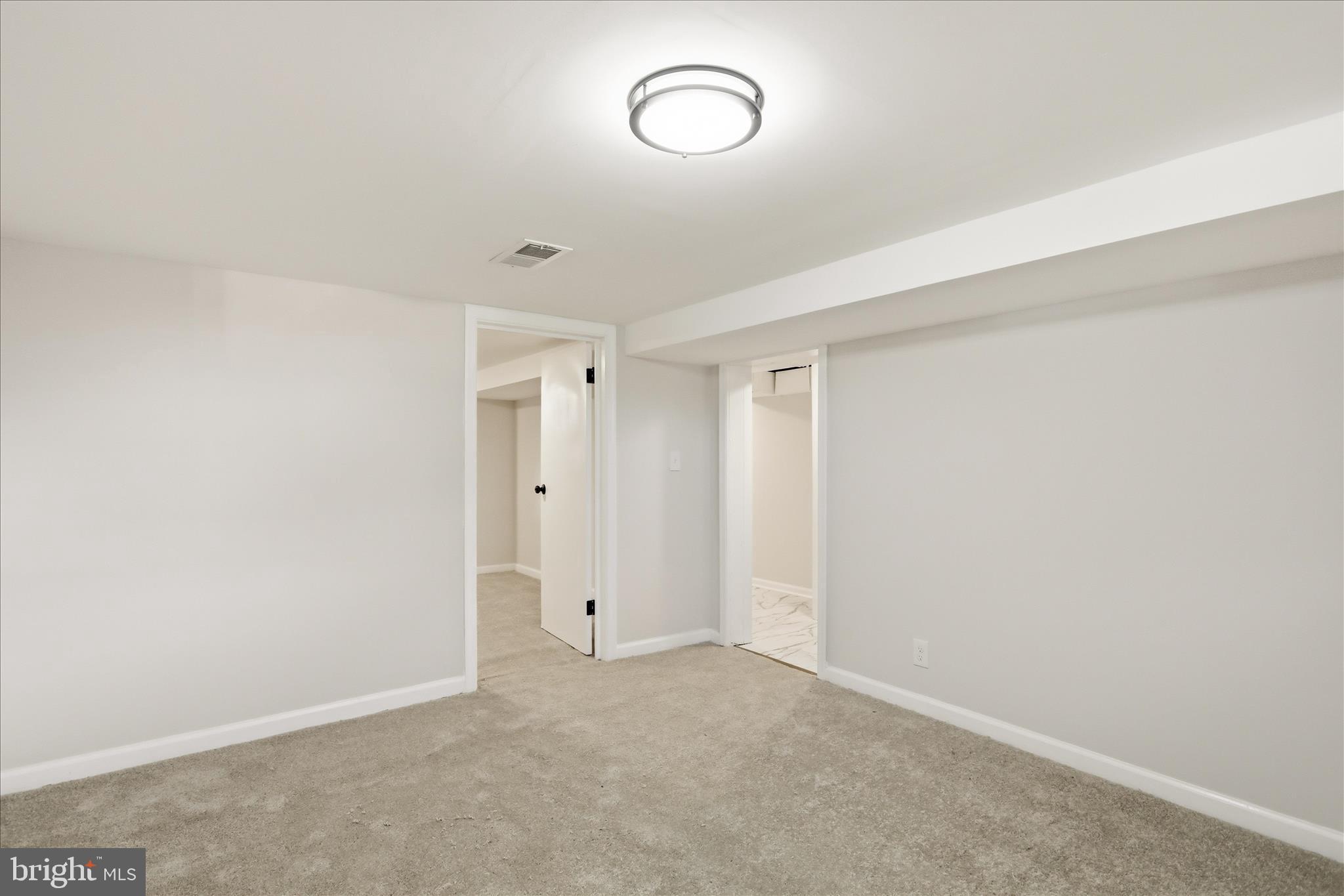 HALFWAY - Residential