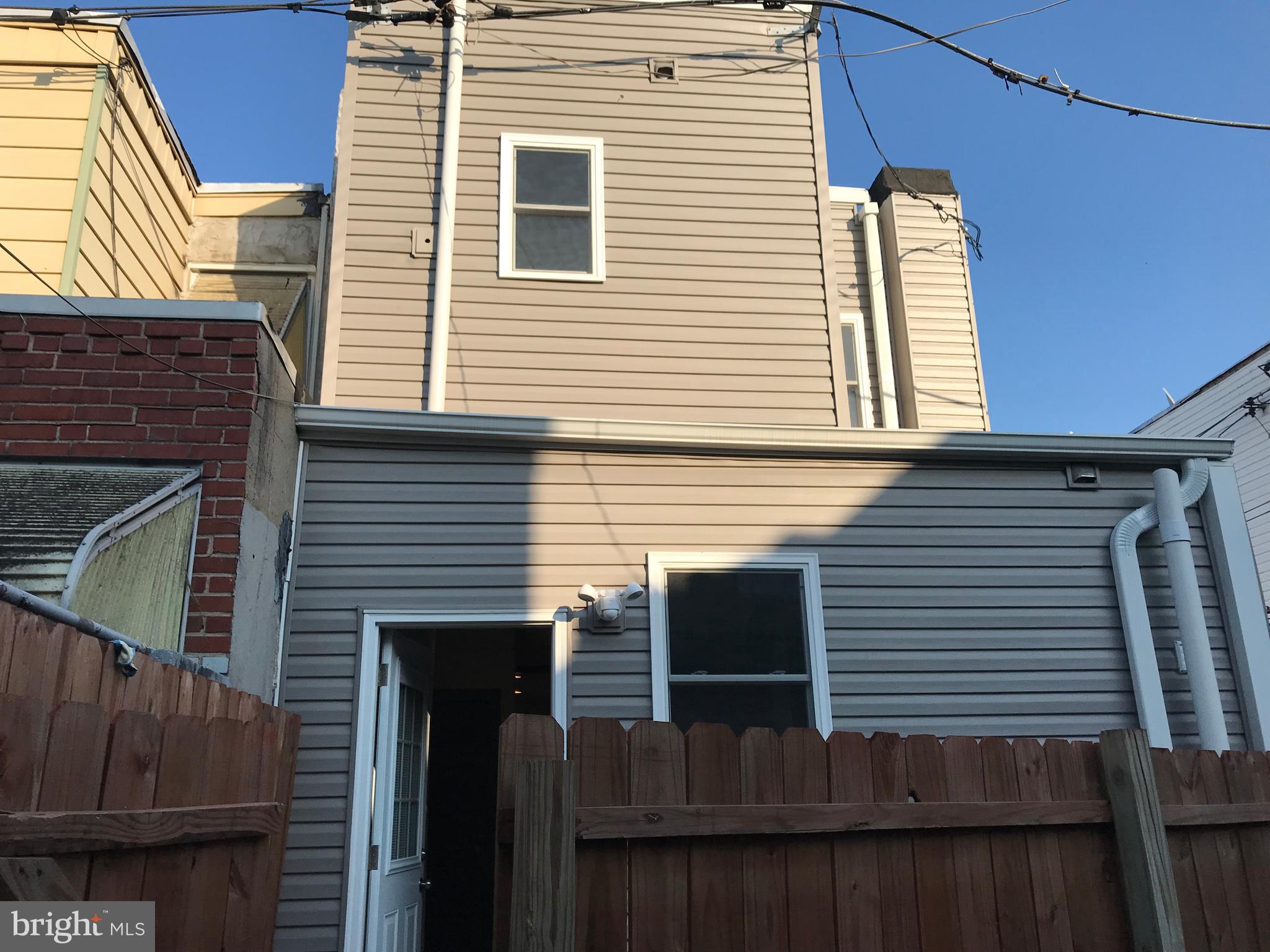 POINT BREEZE - Residential