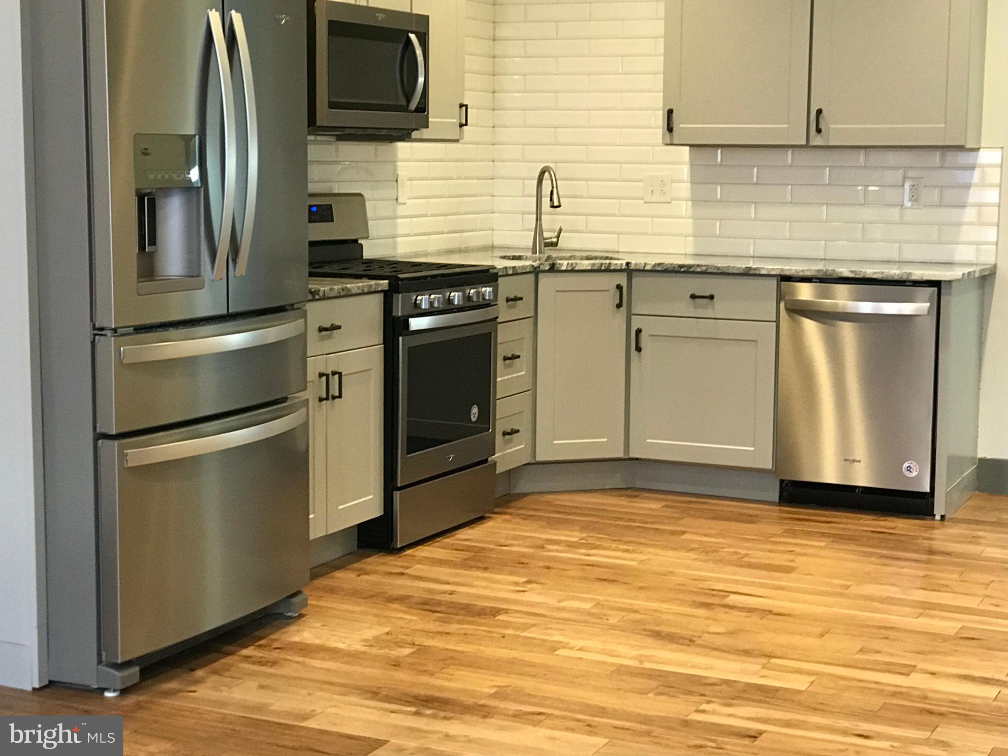 POINT BREEZE - Residential