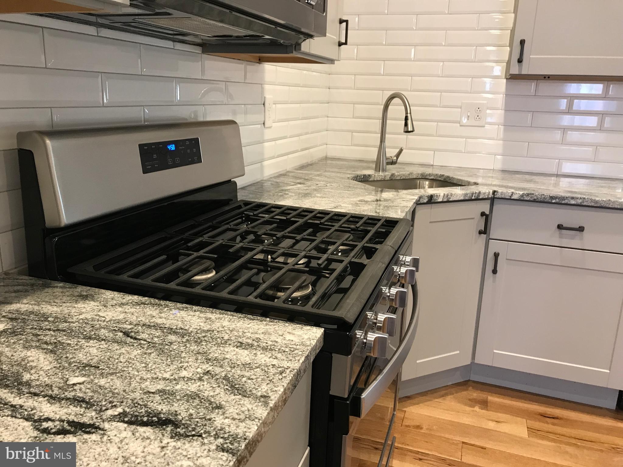 POINT BREEZE - Residential