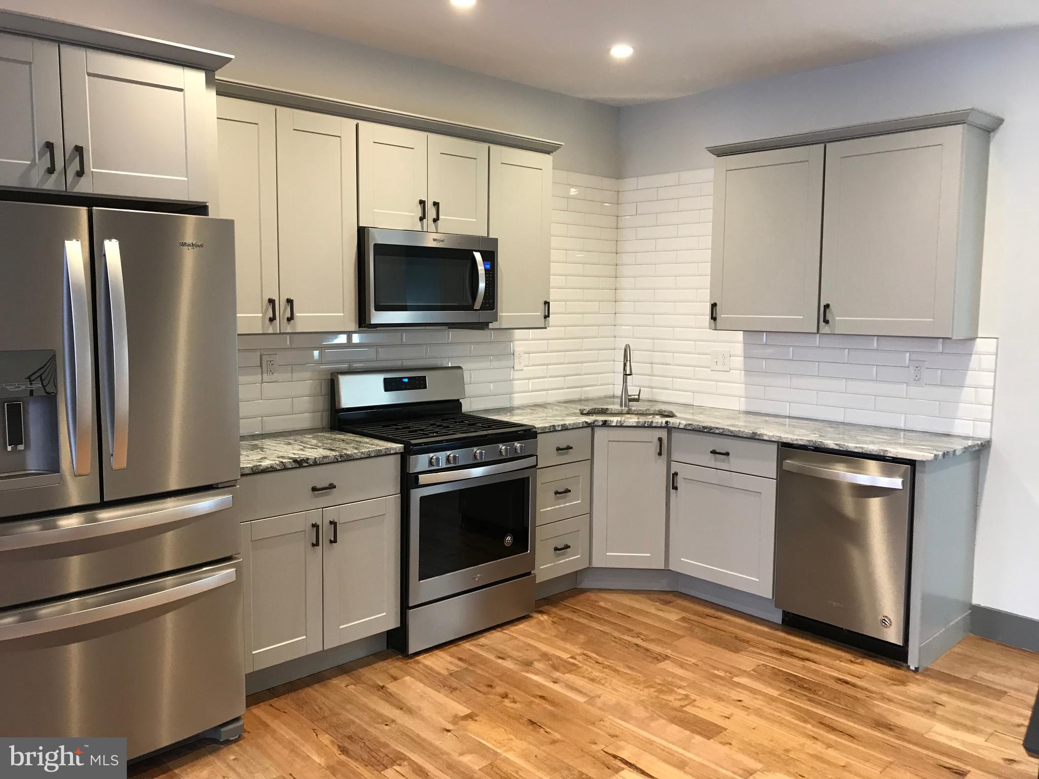 POINT BREEZE - Residential