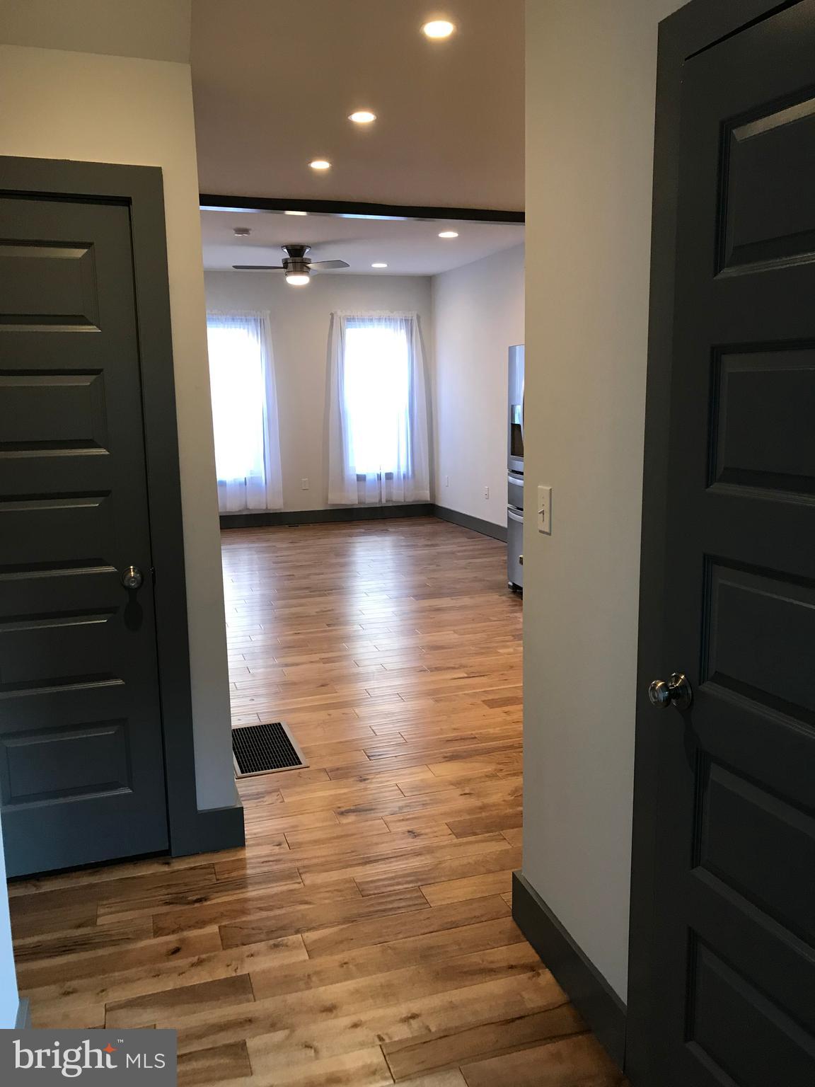 POINT BREEZE - Residential