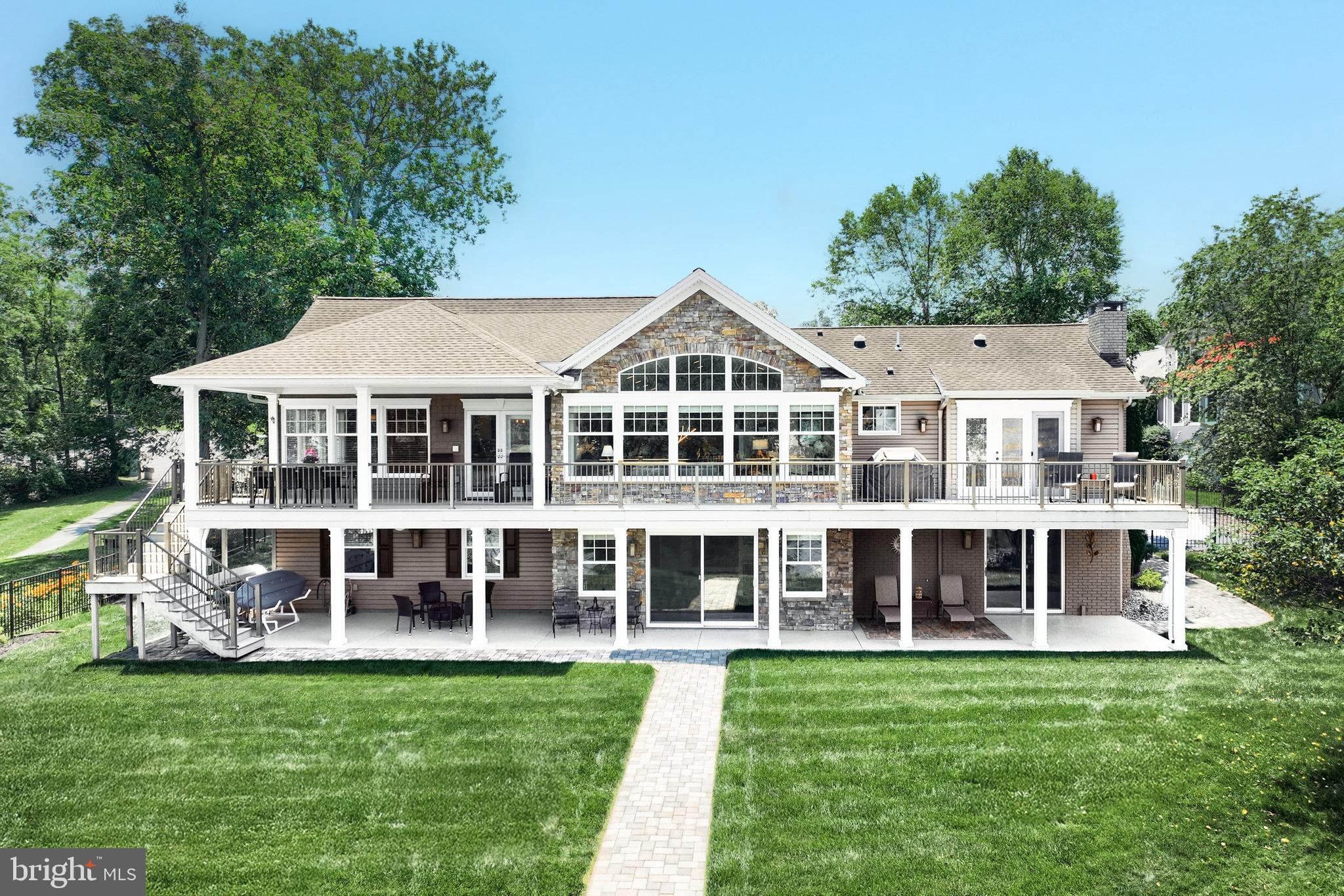 LAKE MEADE - Residential