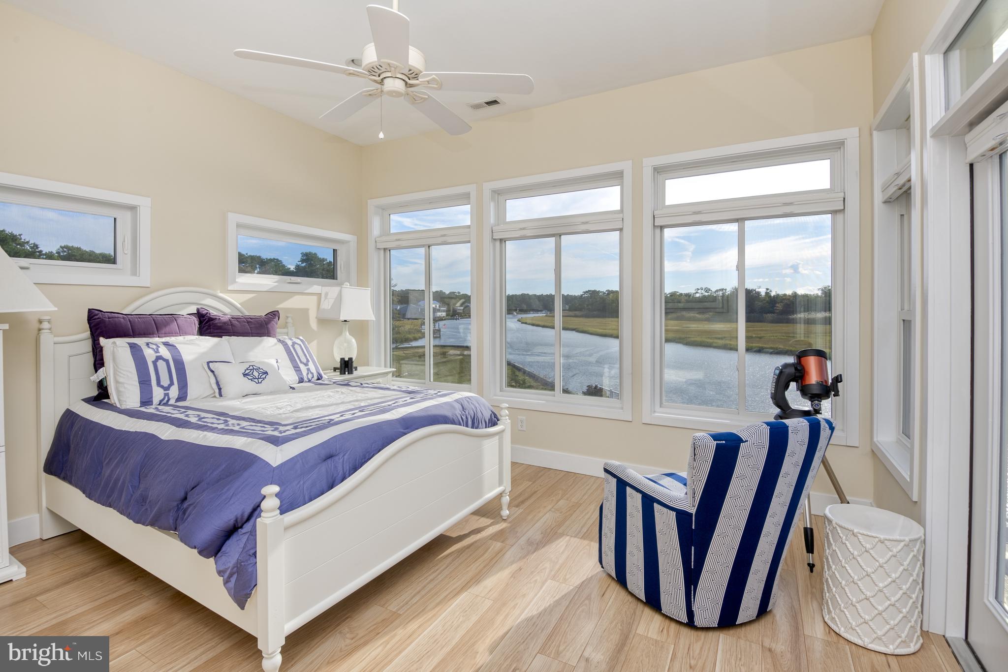 NORTH SHORES - Residential