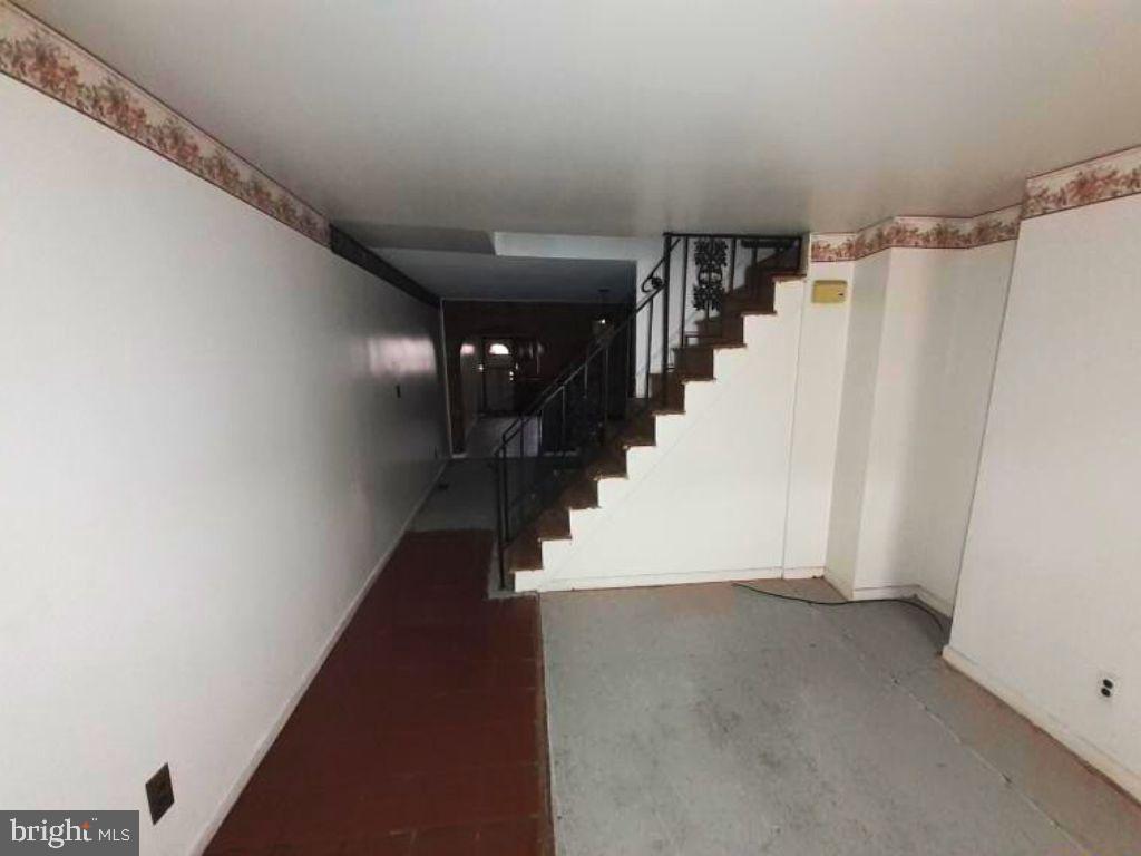 SANDTOWN-WINCHESTER - Residential