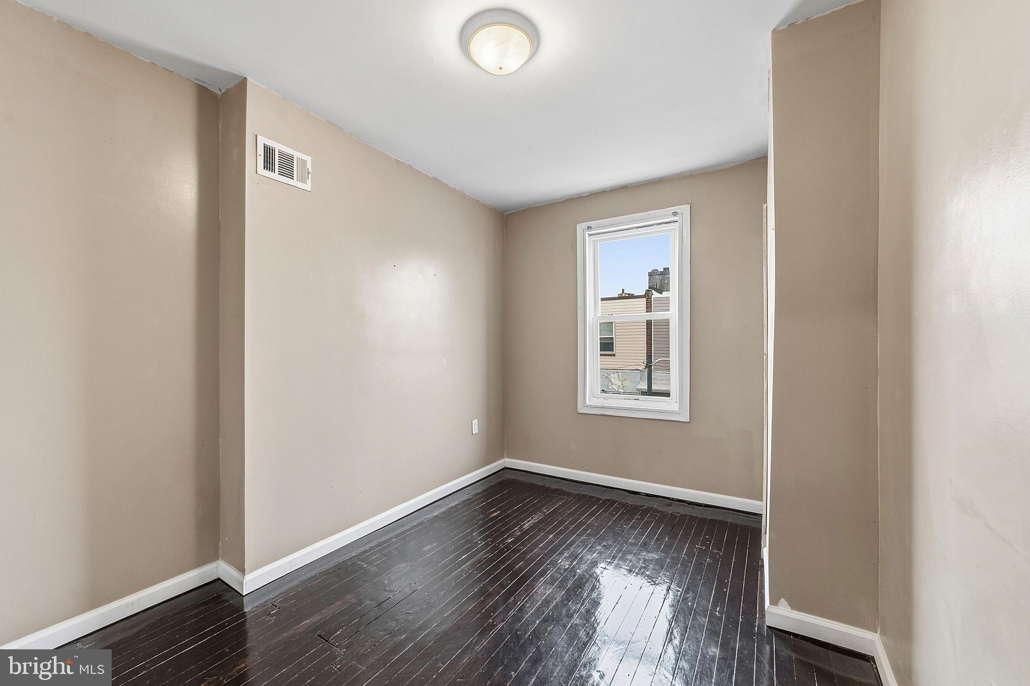 PORT RICHMOND - Residential