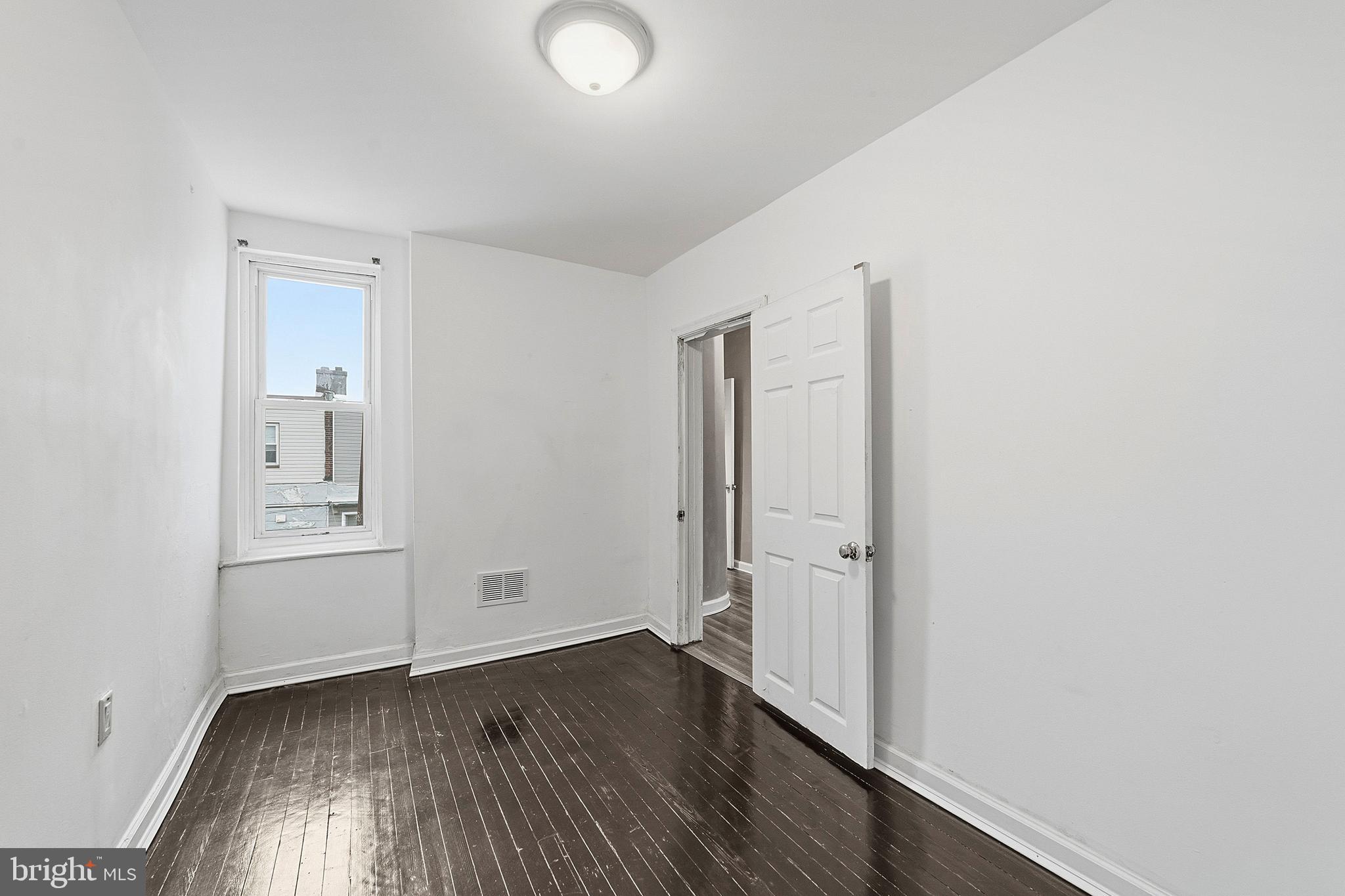 PORT RICHMOND - Residential