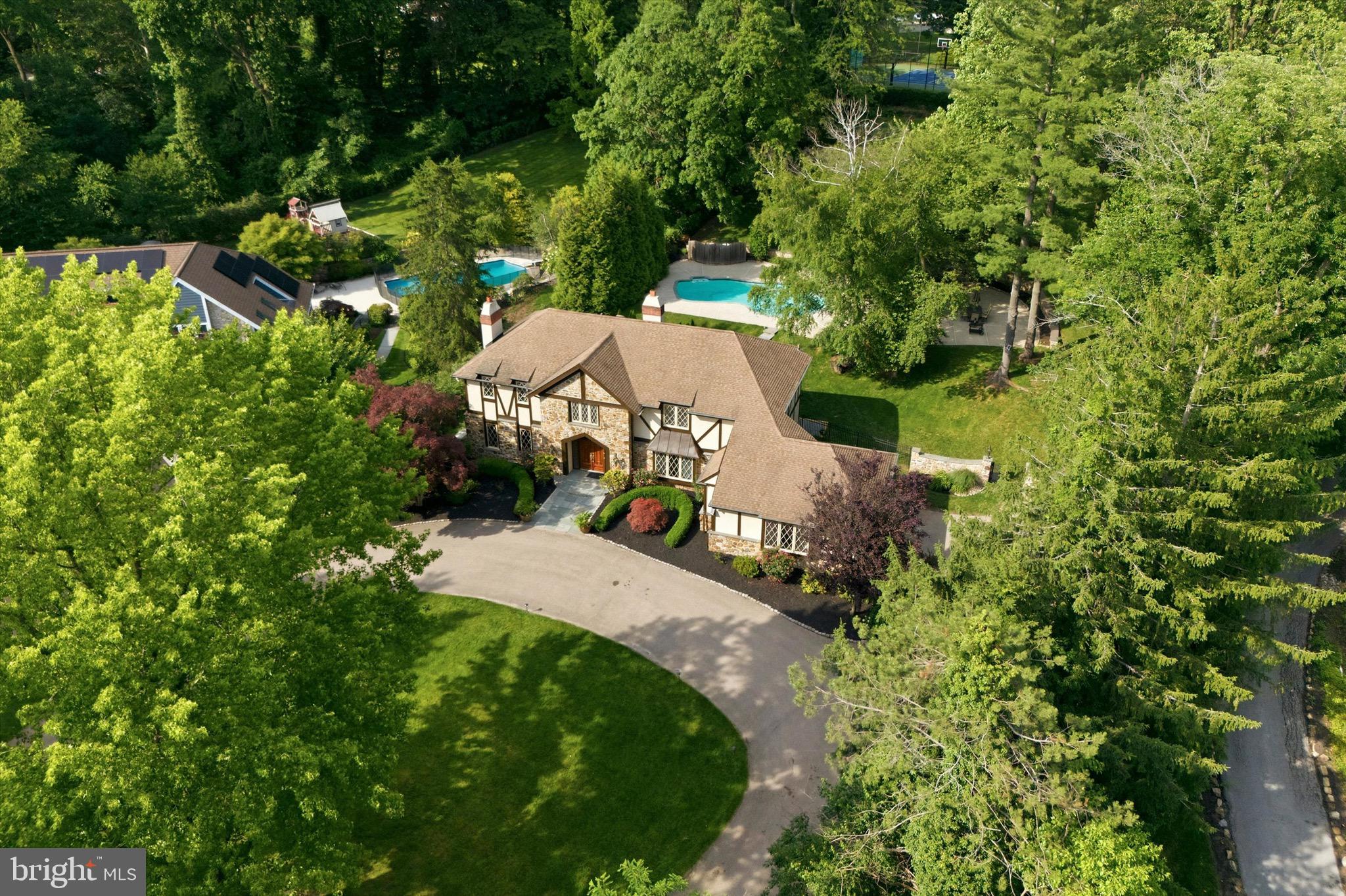BRYN MAWR - Residential