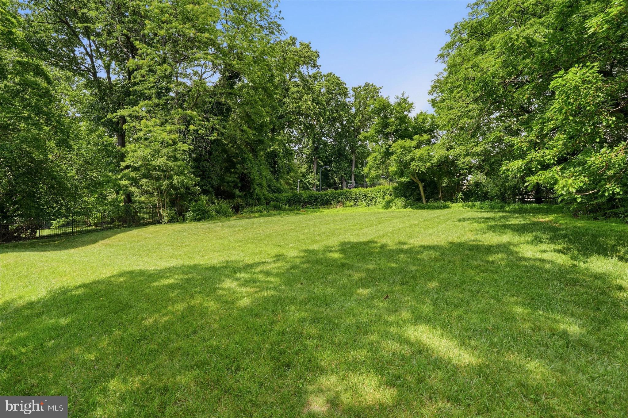 BRYN MAWR - Residential