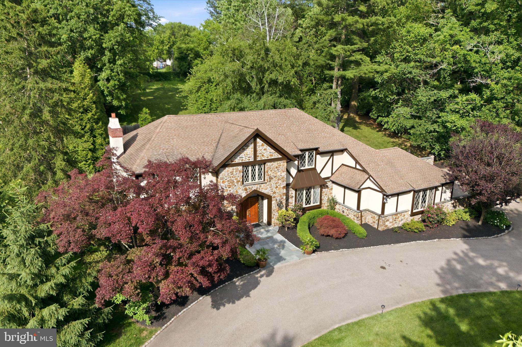 BRYN MAWR - Residential