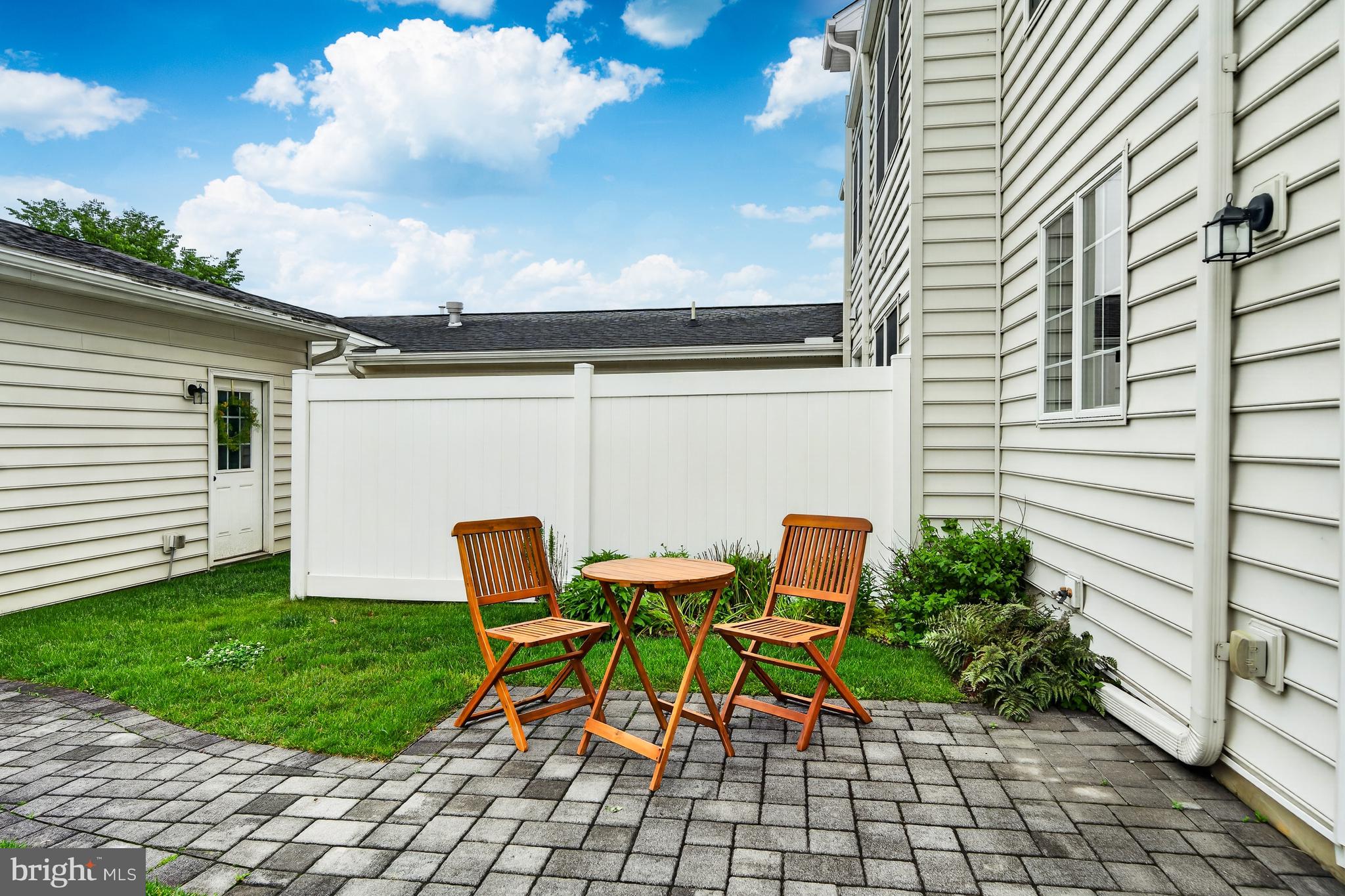 MAGNOLIA PLACE - Residential