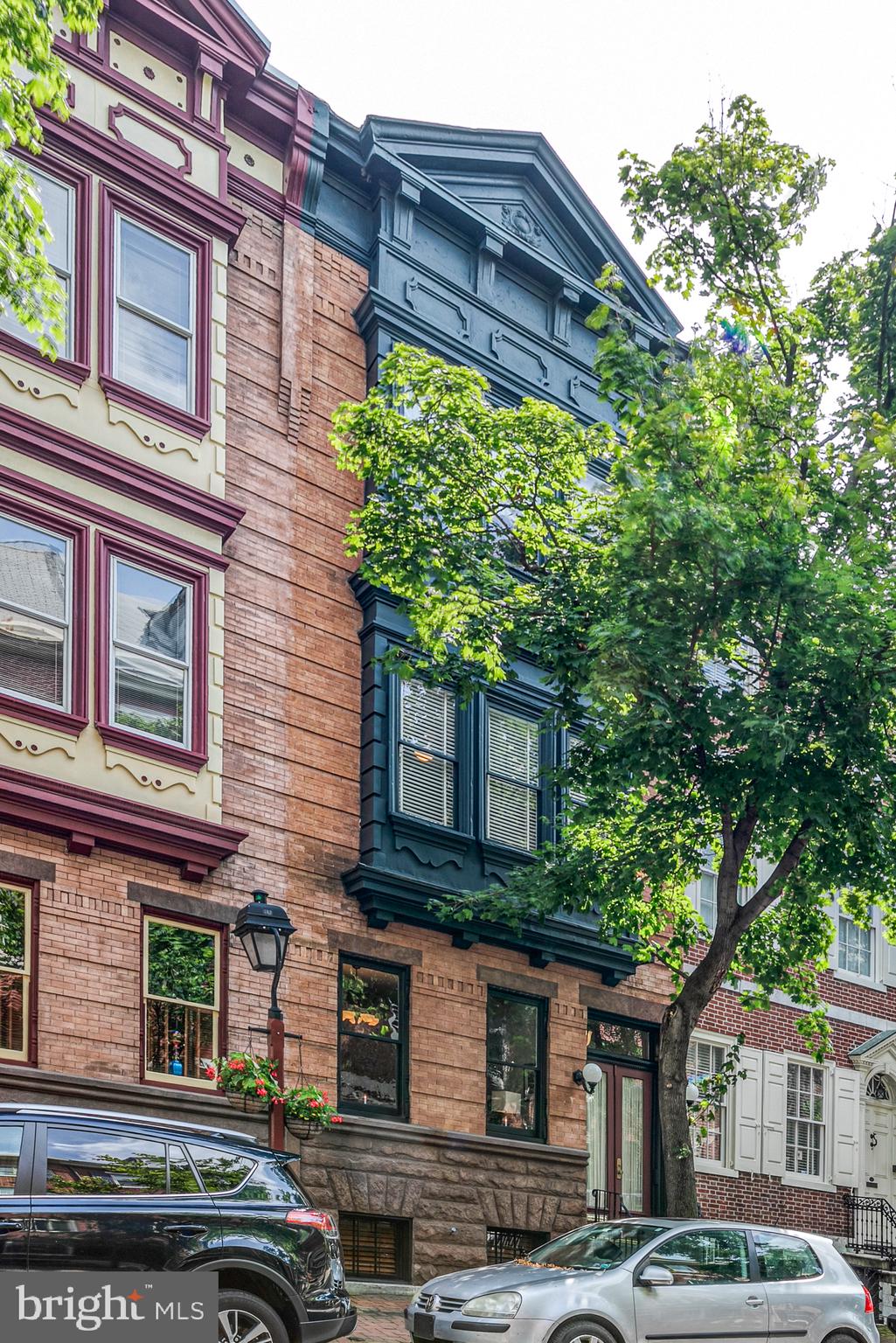 SOCIETY HILL - Residential
