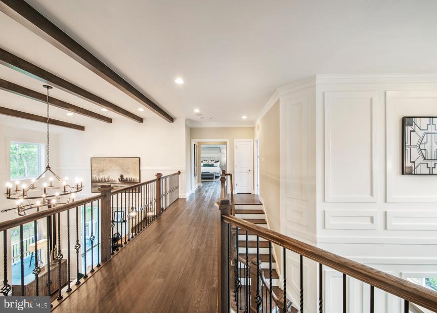 STRAWBERRY HILLS - Residential