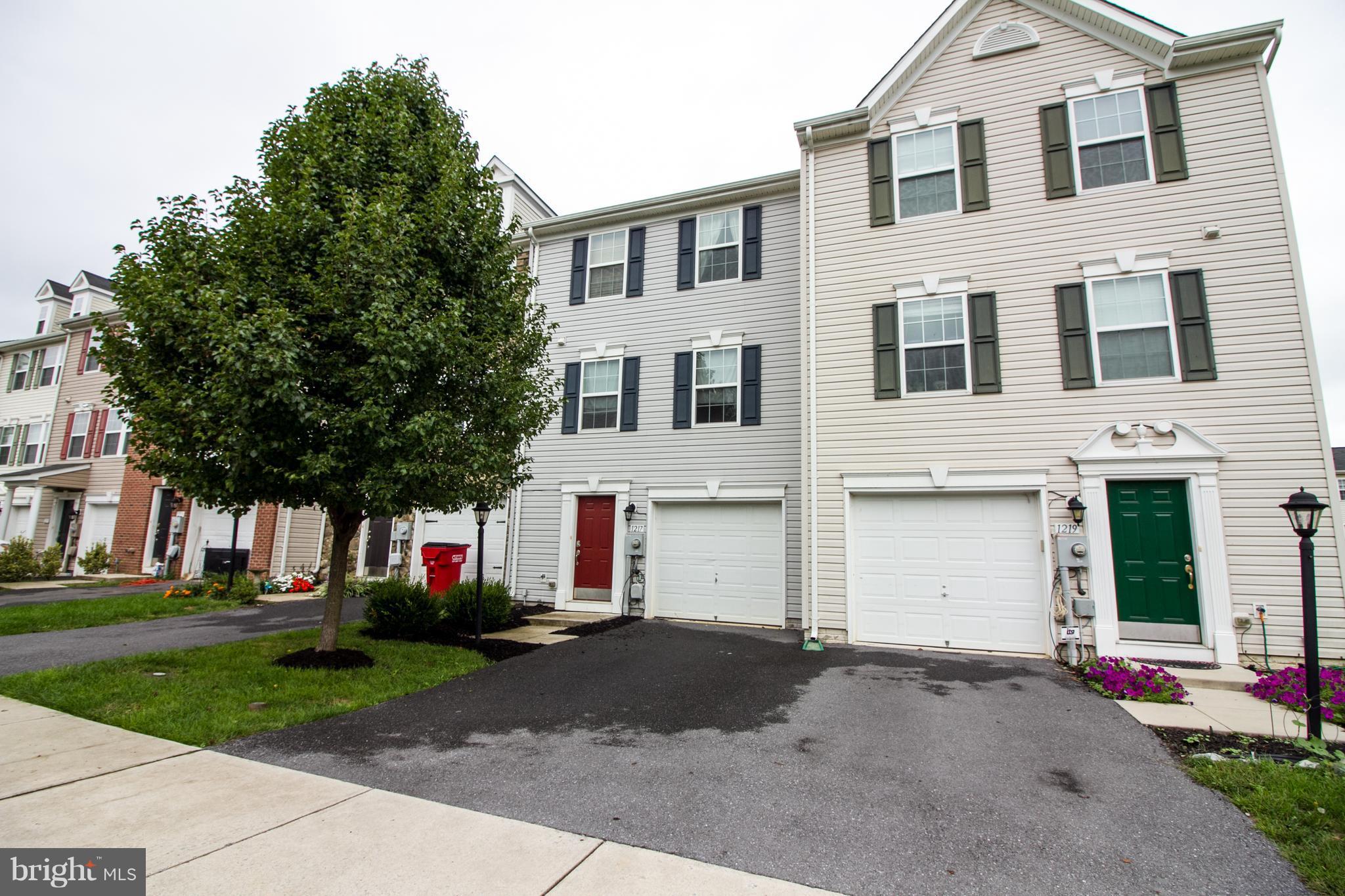 Reduced!  Why rent when you can own this wonderful townhouse in sought-after Fairfax Crossing for less! This home features 3 finished levels, one car garage, 3 beds, 2.5 baths, large family room with second living room on main level, kitchen island and master walk in closet. Kick back and relax while the HOA mows the grass for you! Located just off Route 9 and 340 for easy commuting to VA/MD/DC.