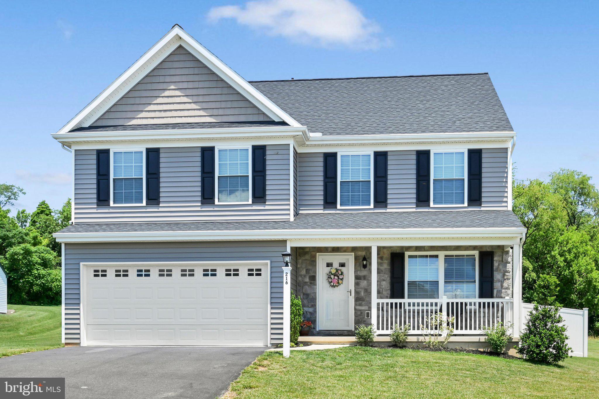 CREEKSIDE - Residential