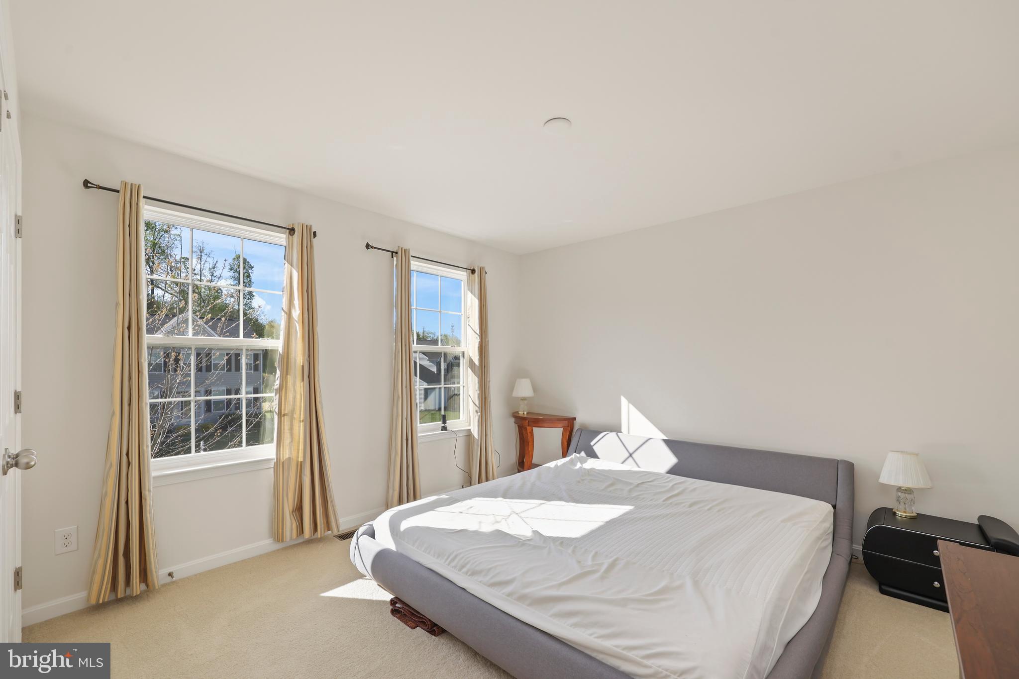 LEELAND STATION - Residential