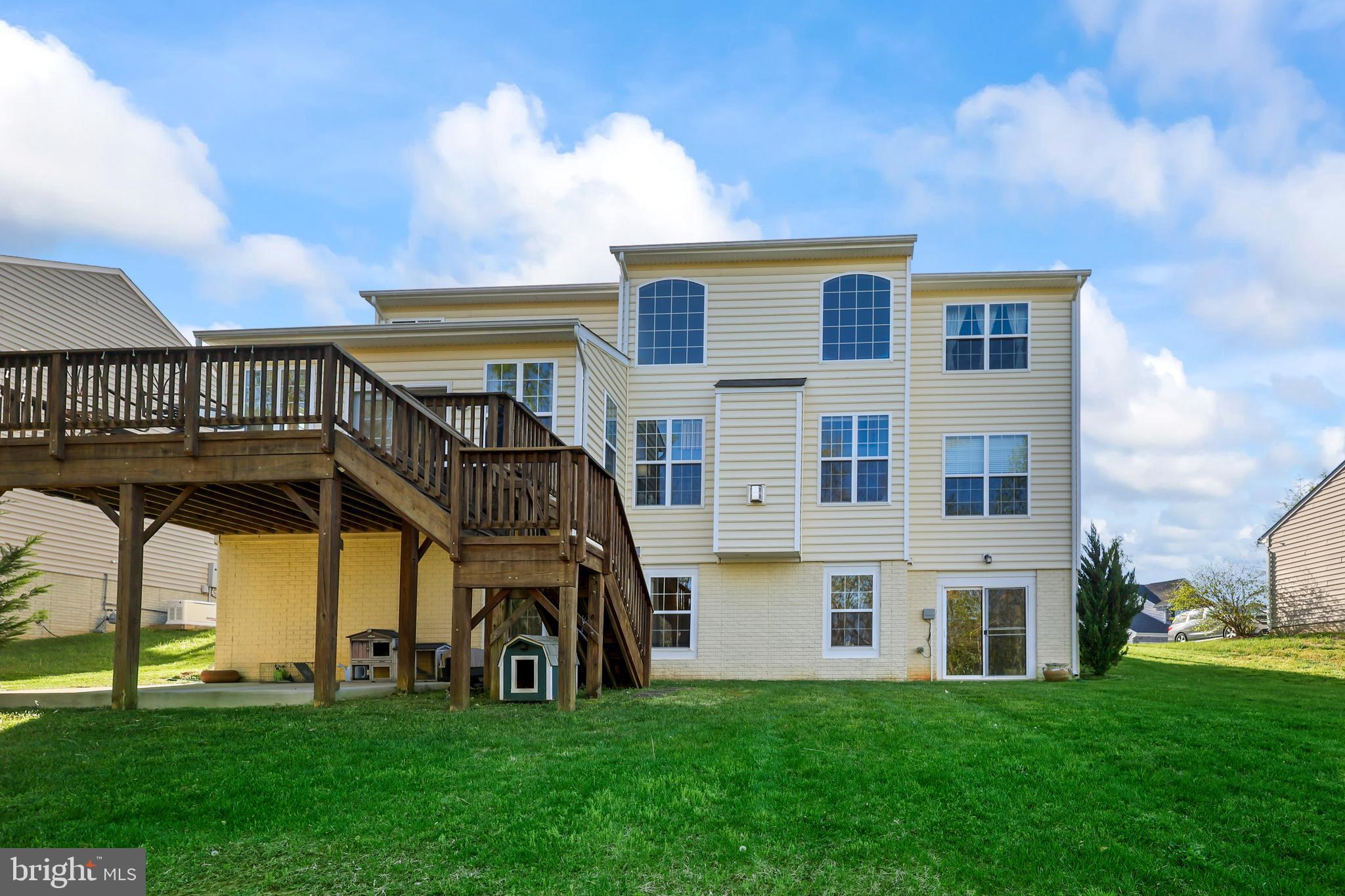 LEELAND STATION - Residential