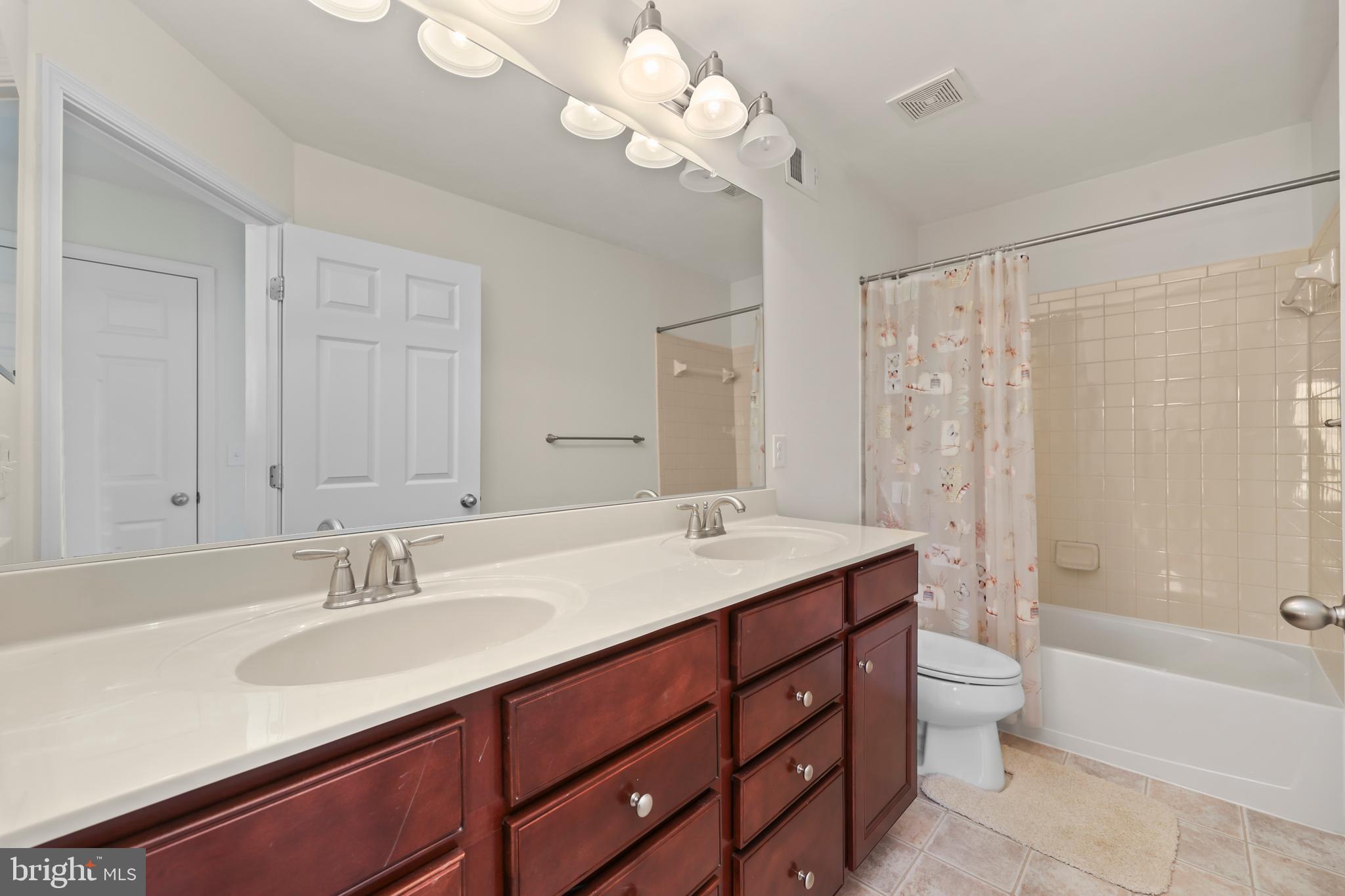 LEELAND STATION - Residential
