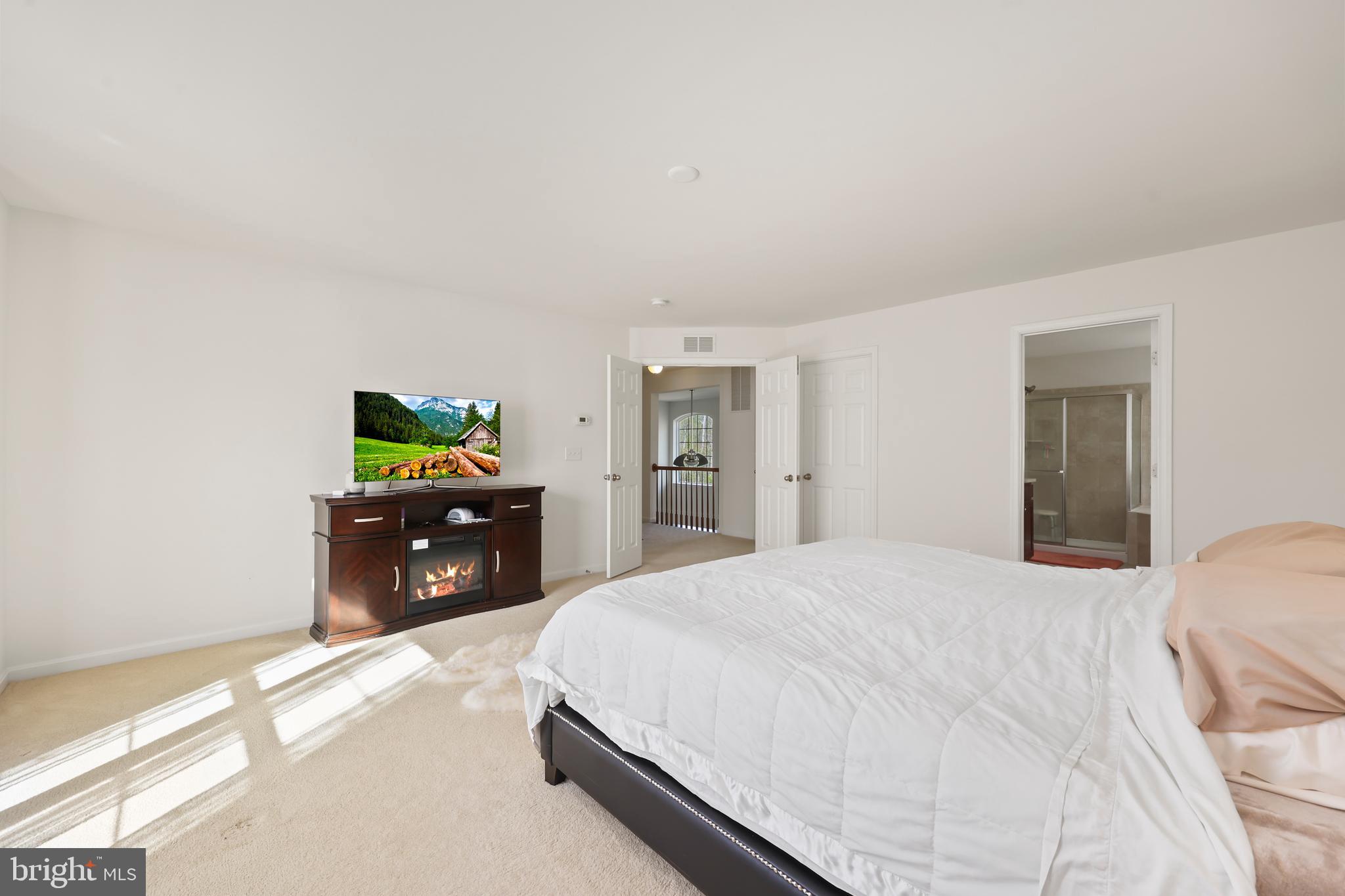 LEELAND STATION - Residential