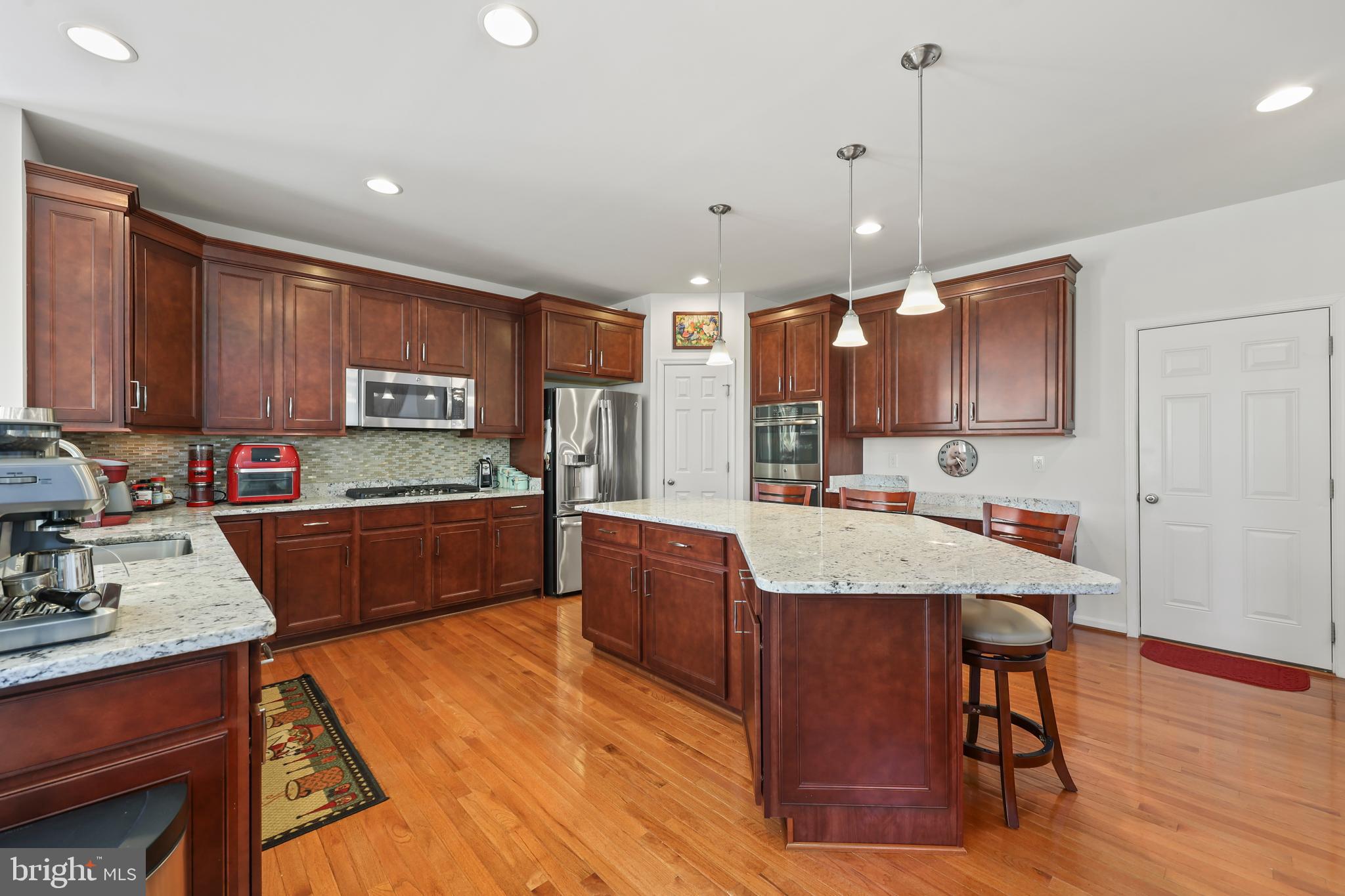 LEELAND STATION - Residential