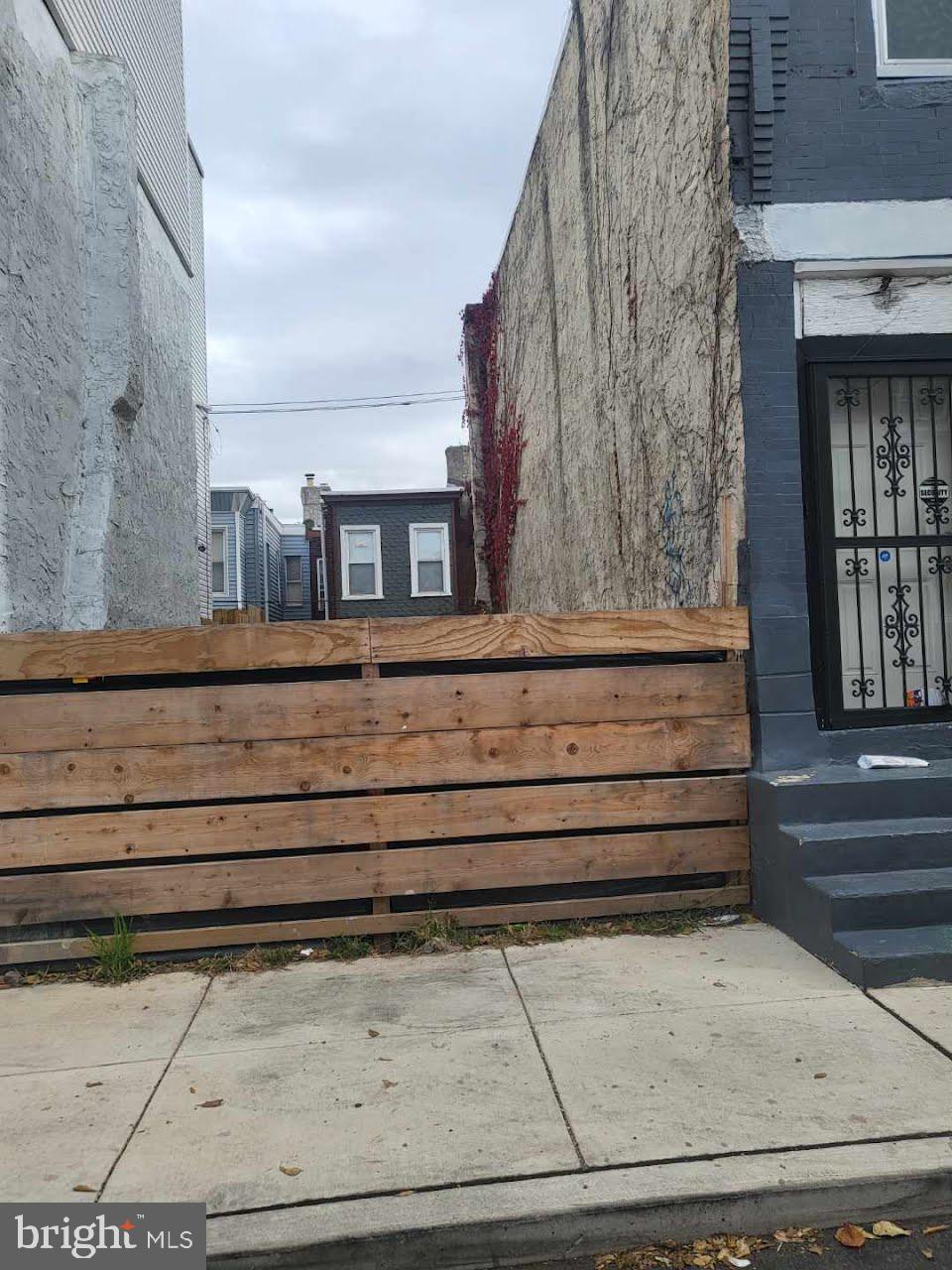 Developer Alert and 1031 Exchange Alert! Looking for a vacant lot of land to build or park your funds from a 1031 exchange. This RSA-5-zoned vacant lot in a prime Brewerytown location is perfect for a single-family new construction project. Nearby comps on similarly-sized lots have sold well into the high 400k range. Lot is 15' x 52' and 793 square feet according to public records. Surrounded by new development. Buyer to conduct their own diligence on zoning. 

Owned by the same family for decades and now it is ready for a new owner! The property once had a home on the property. It has been torn down. 

Enter the property at your own risk. Go and Show. Drive by today.

Buyer is responsible for all closing costs and U&O costs.