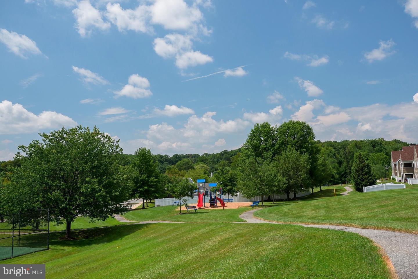 WOODLAND VILLAGE - Residential