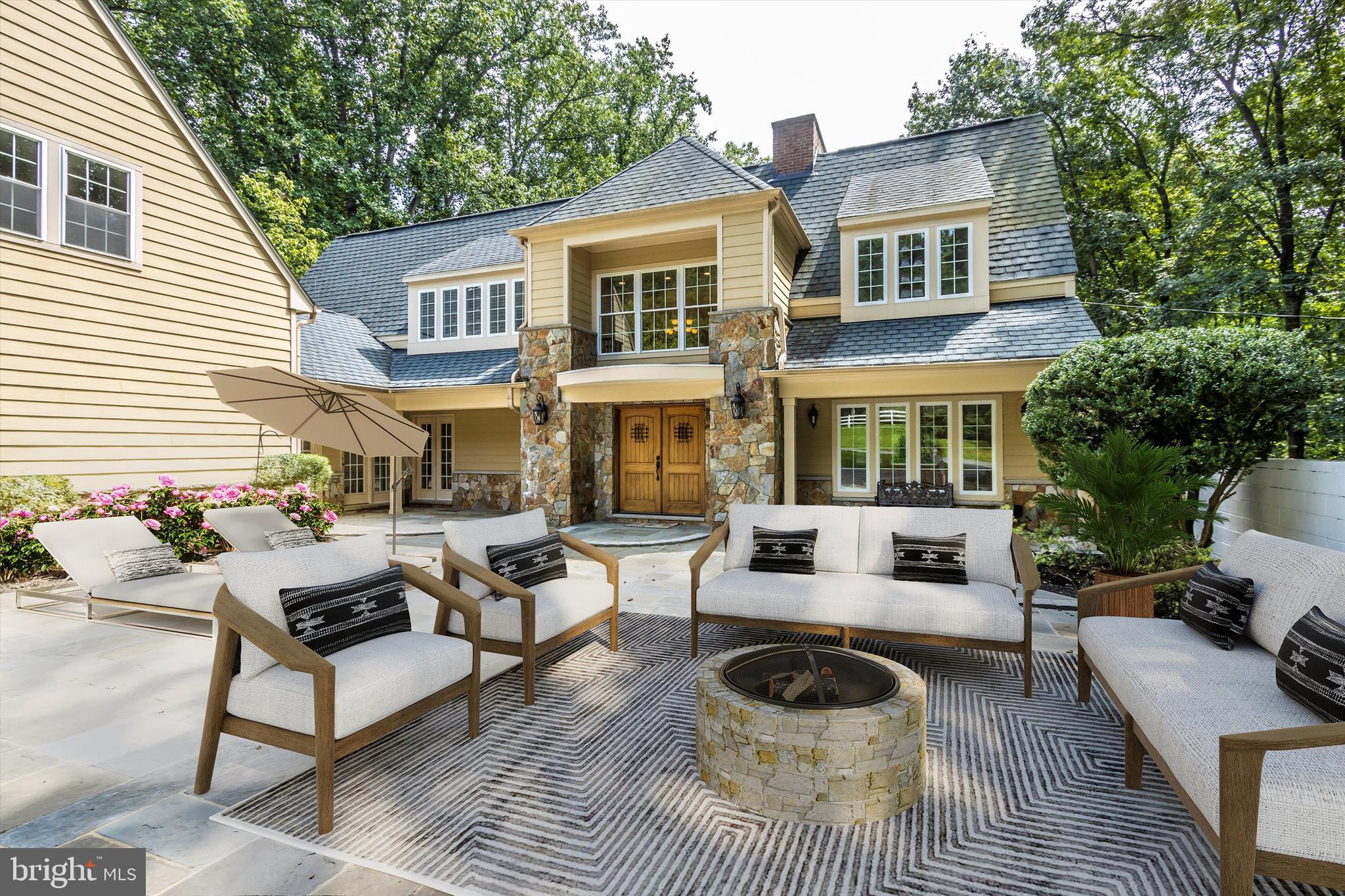 DARNESTOWN OUTSIDE - Residential