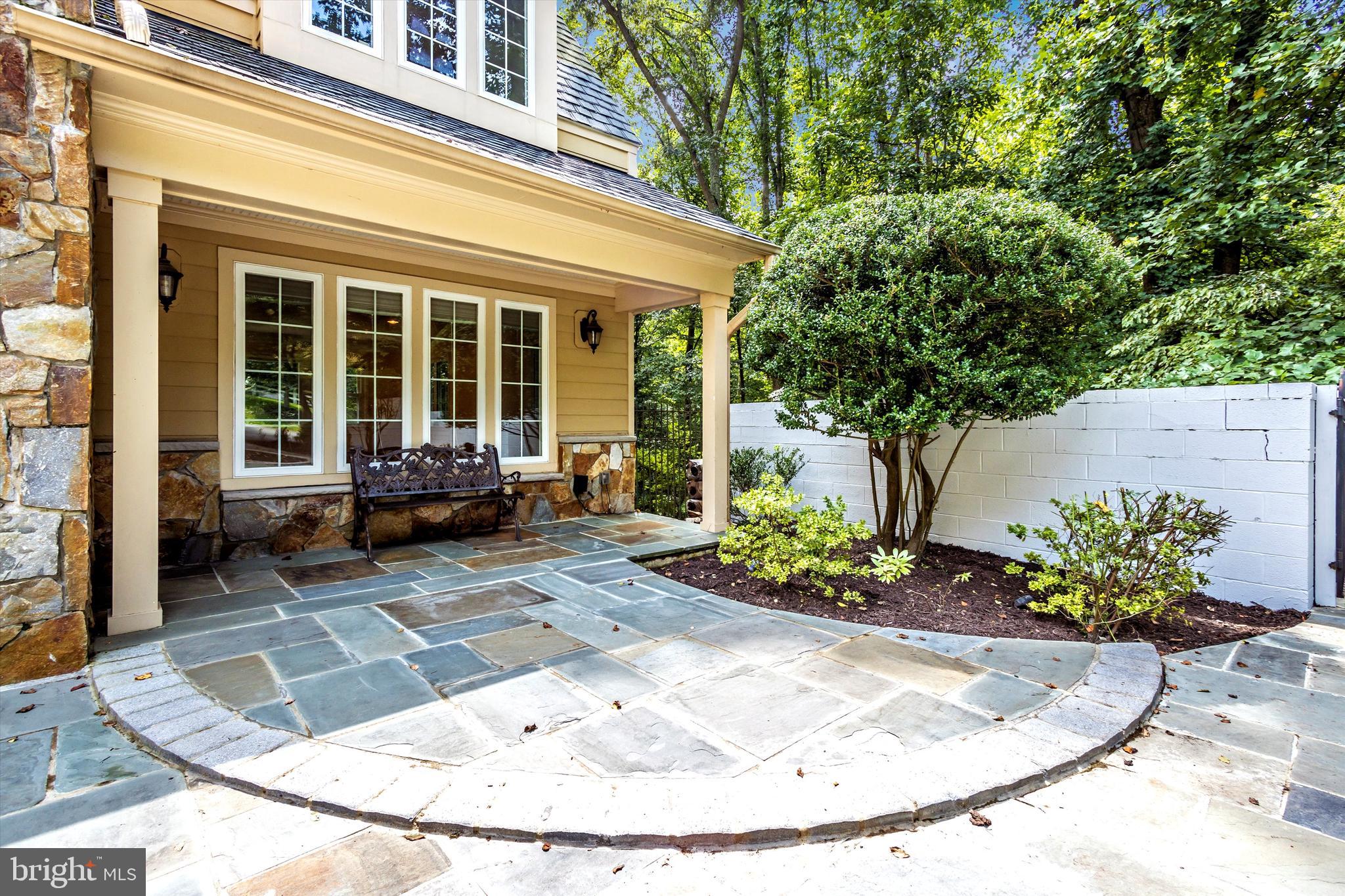DARNESTOWN OUTSIDE - Residential