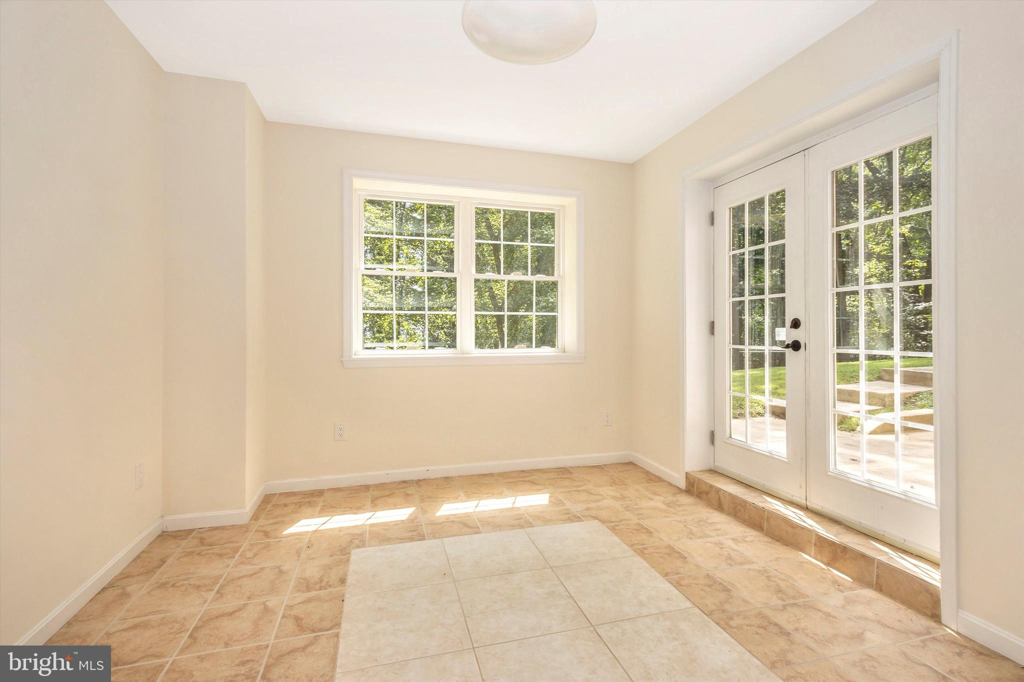 DARNESTOWN OUTSIDE - Residential