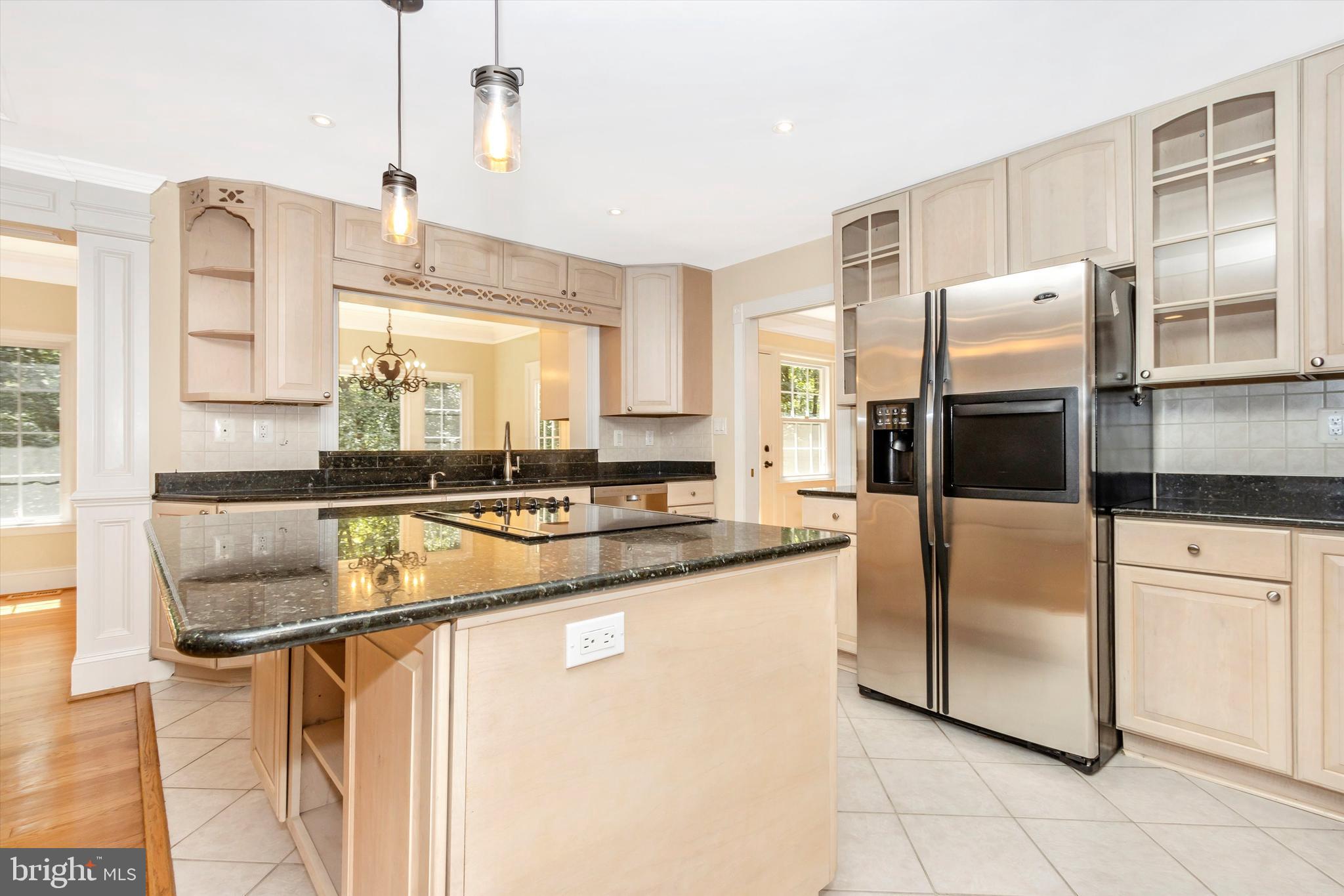 DARNESTOWN OUTSIDE - Residential