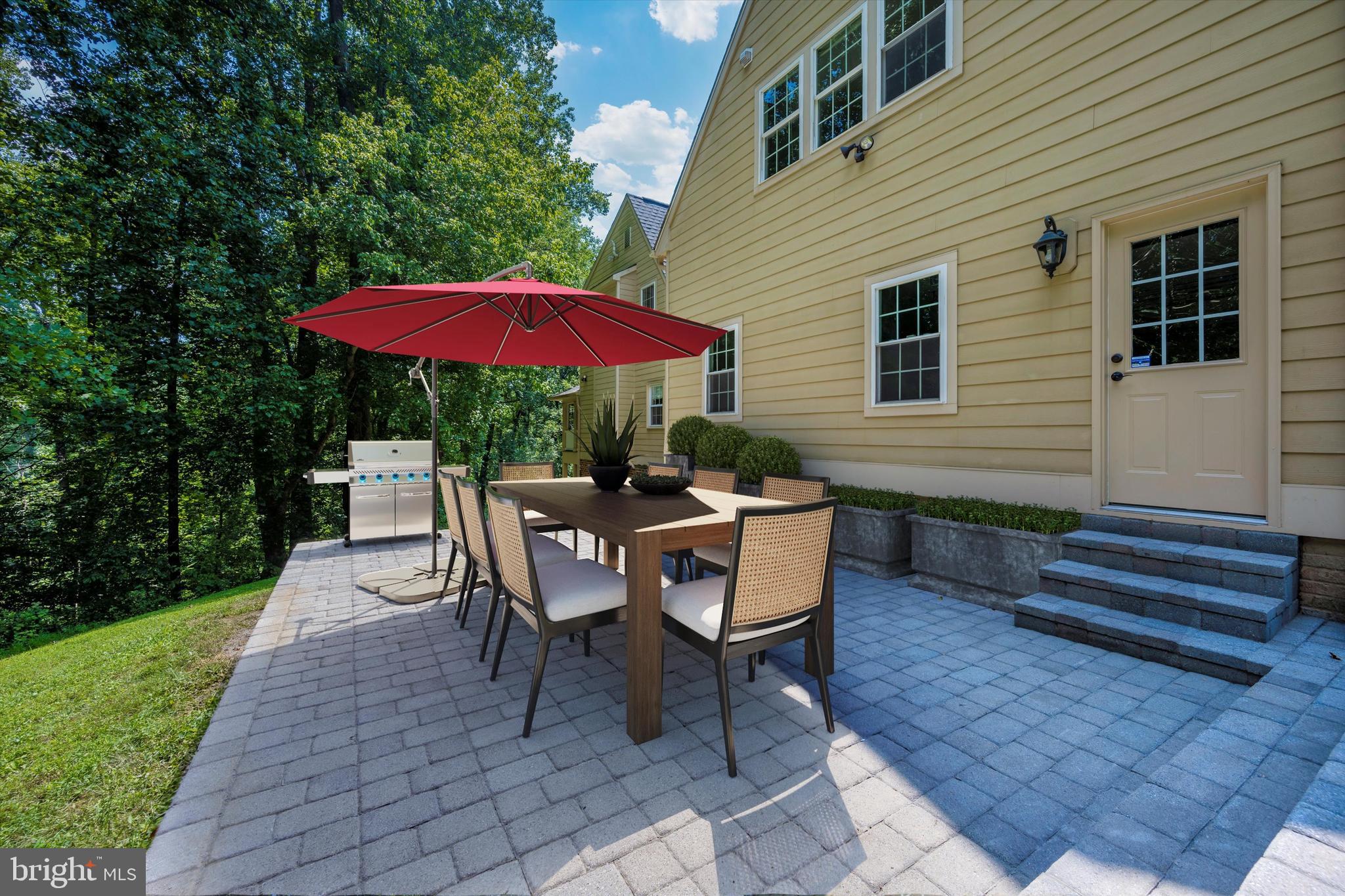 DARNESTOWN OUTSIDE - Residential