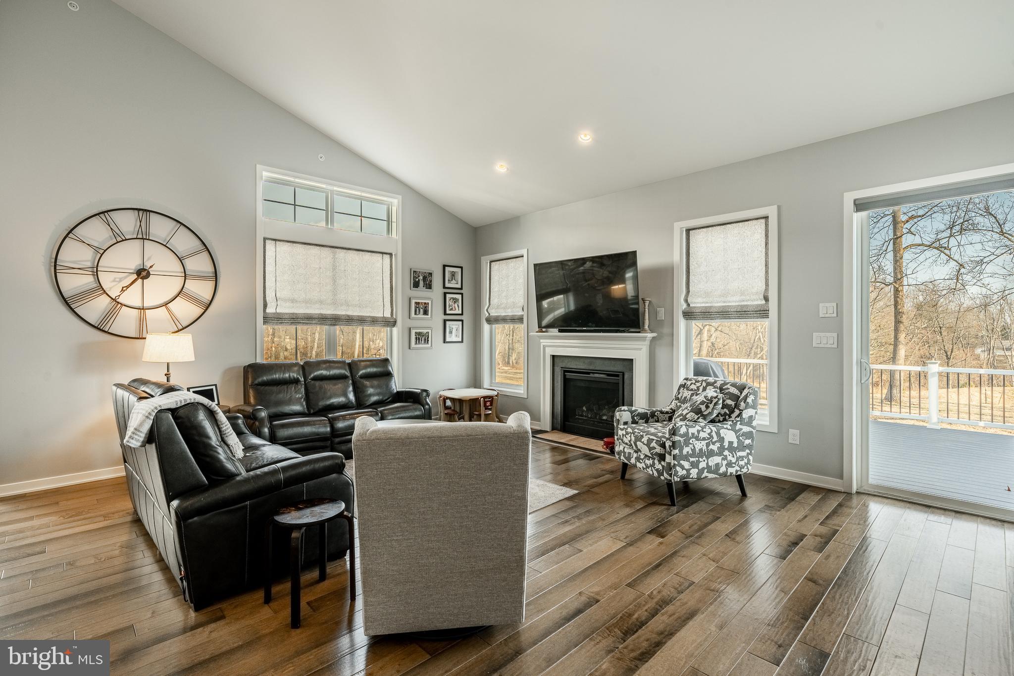 RESERVE AT CENTER SQUARE - Residential