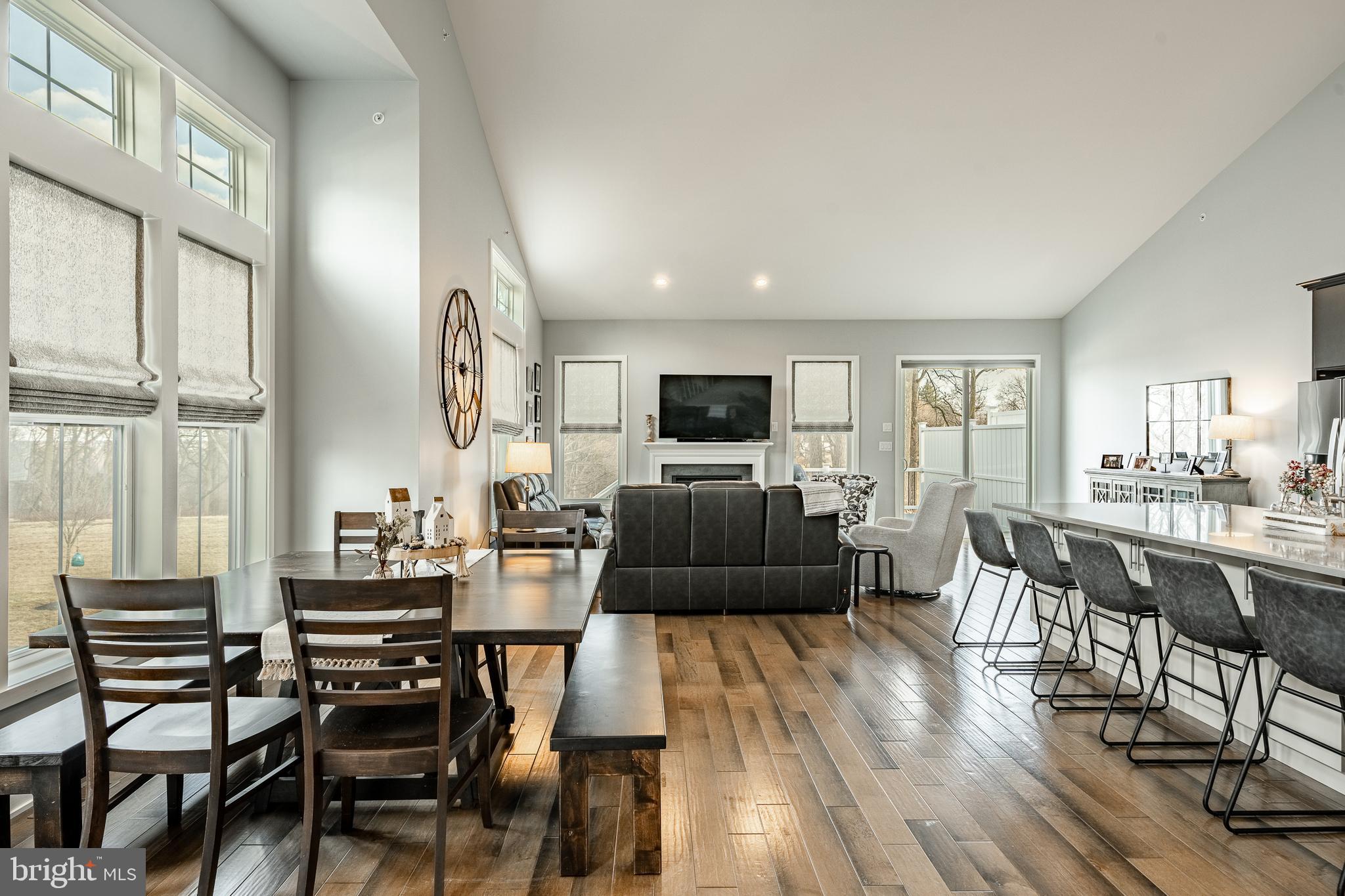 RESERVE AT CENTER SQUARE - Residential