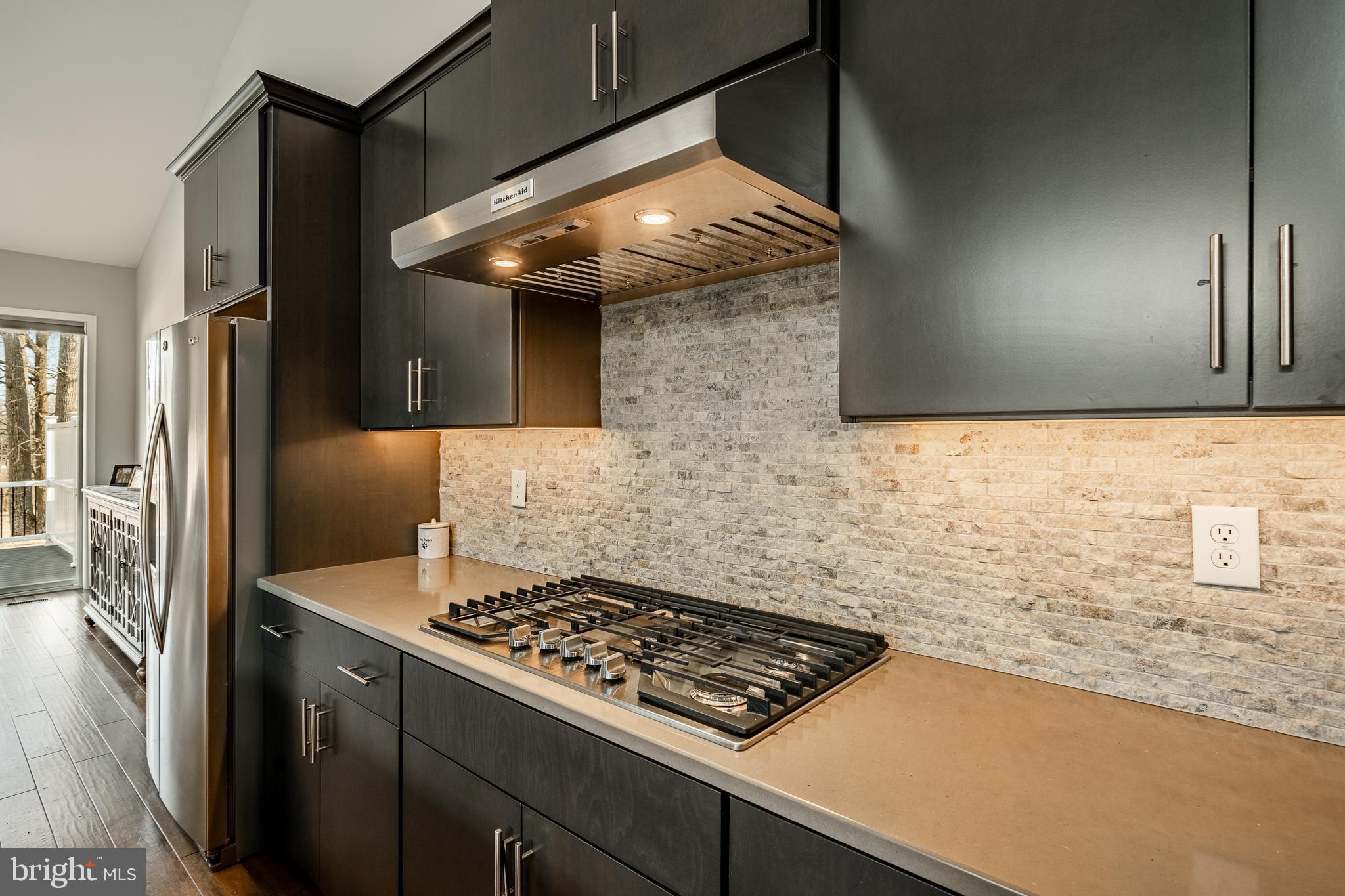RESERVE AT CENTER SQUARE - Residential