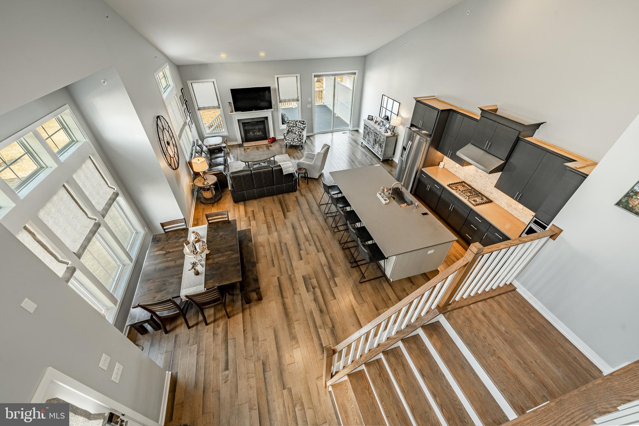 RESERVE AT CENTER SQUARE - Residential