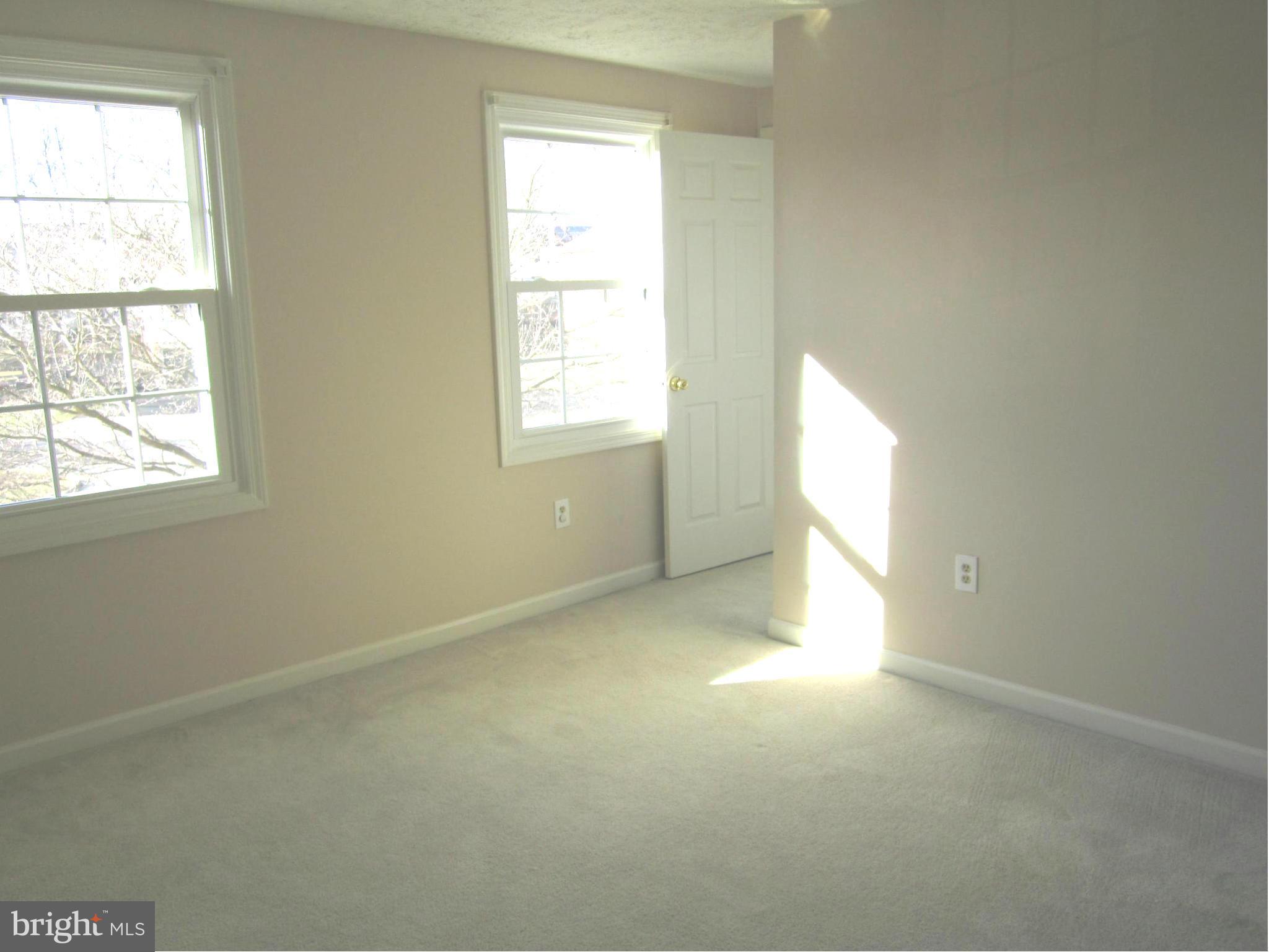 MILL CREEK SOUTH - Residential Lease