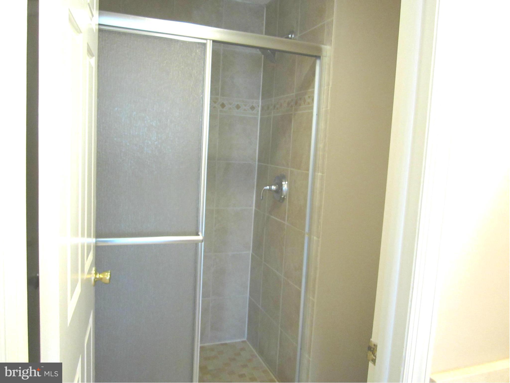 MILL CREEK SOUTH - Residential Lease
