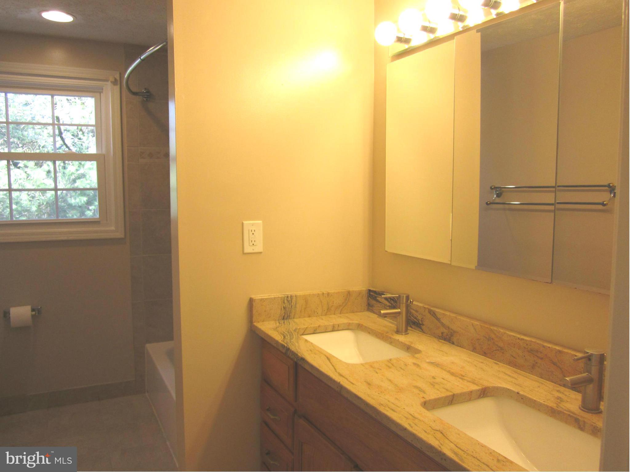 MILL CREEK SOUTH - Residential Lease