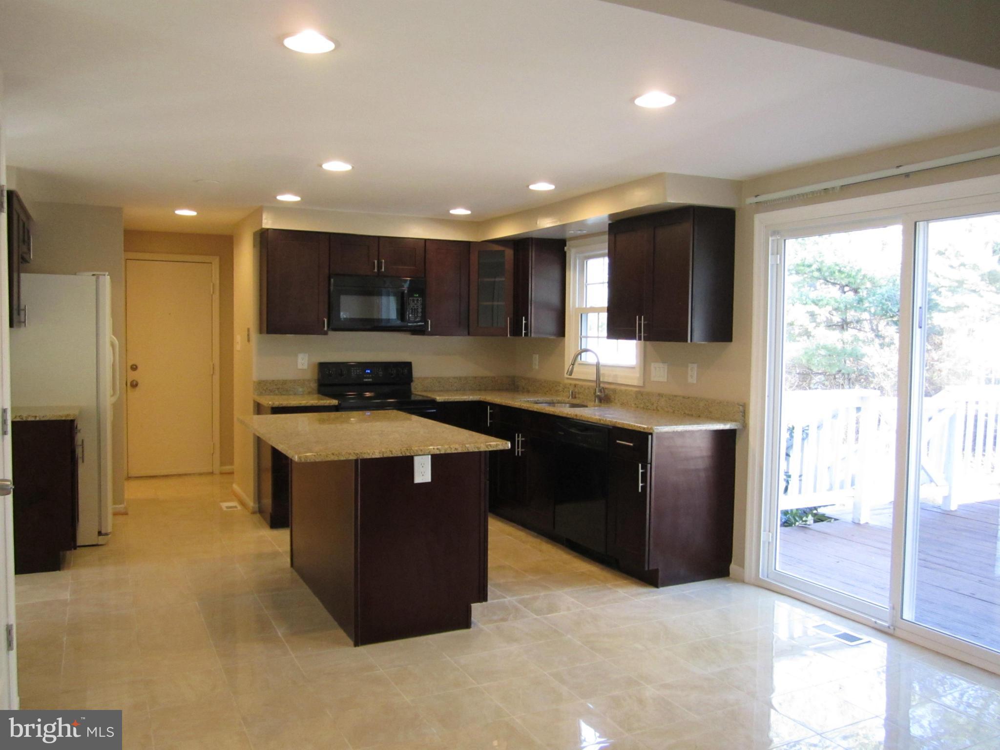 MILL CREEK SOUTH - Residential Lease