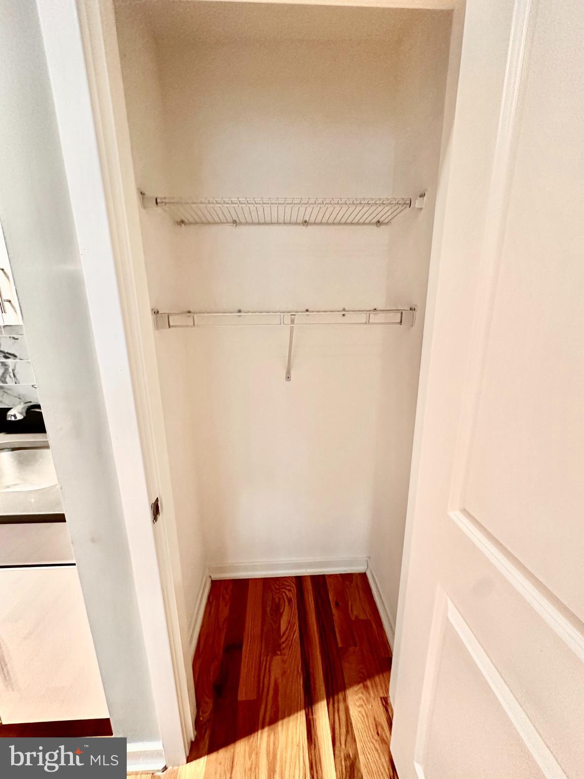 UNIVERSITY CITY - Residential Lease