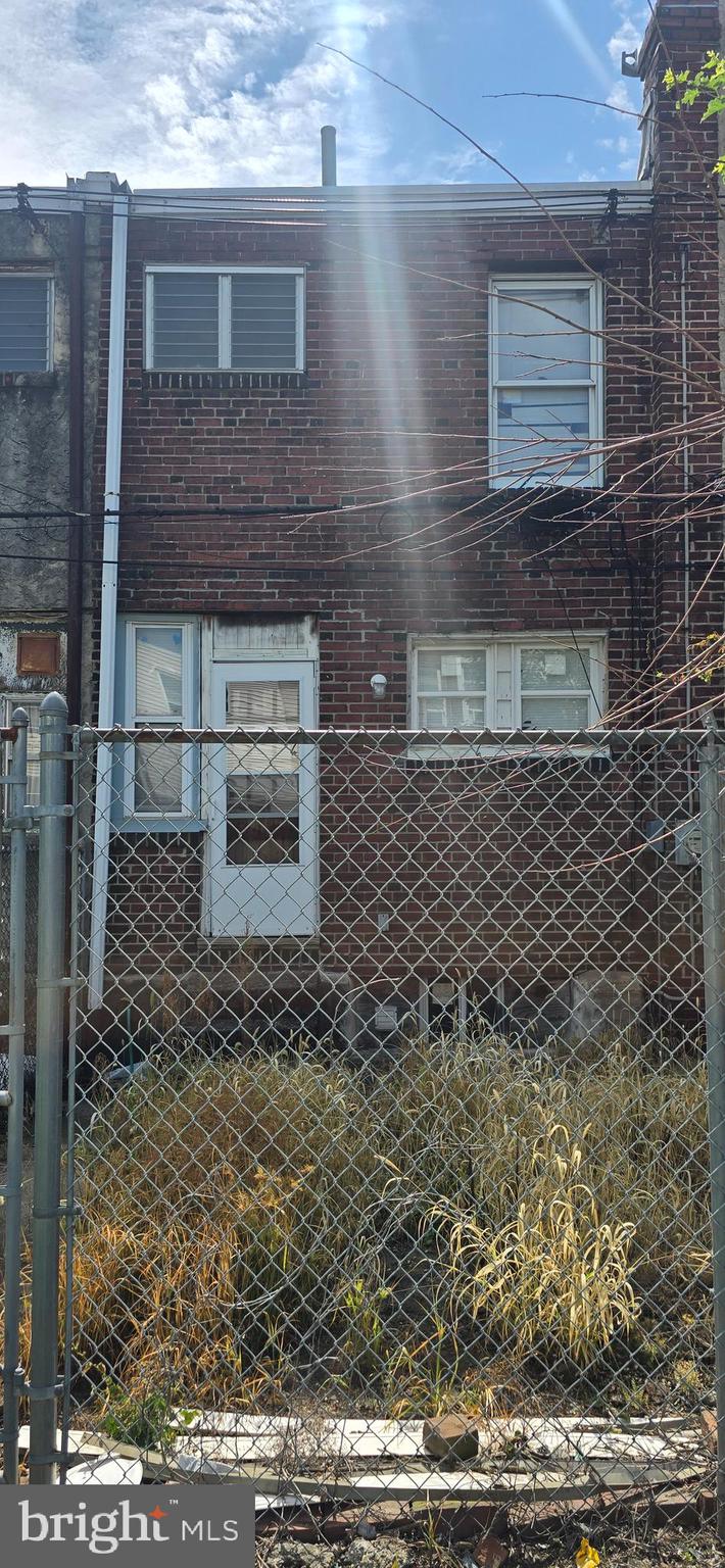 PHILADELPHIA - Residential