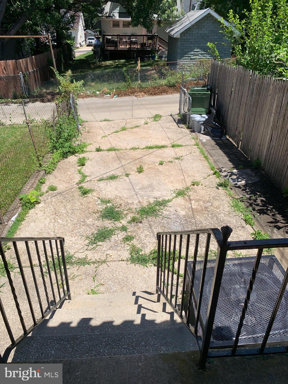 FRANKFORD - Residential