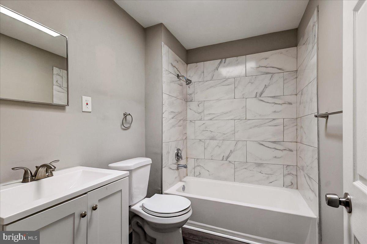 FRANKFORD - Residential