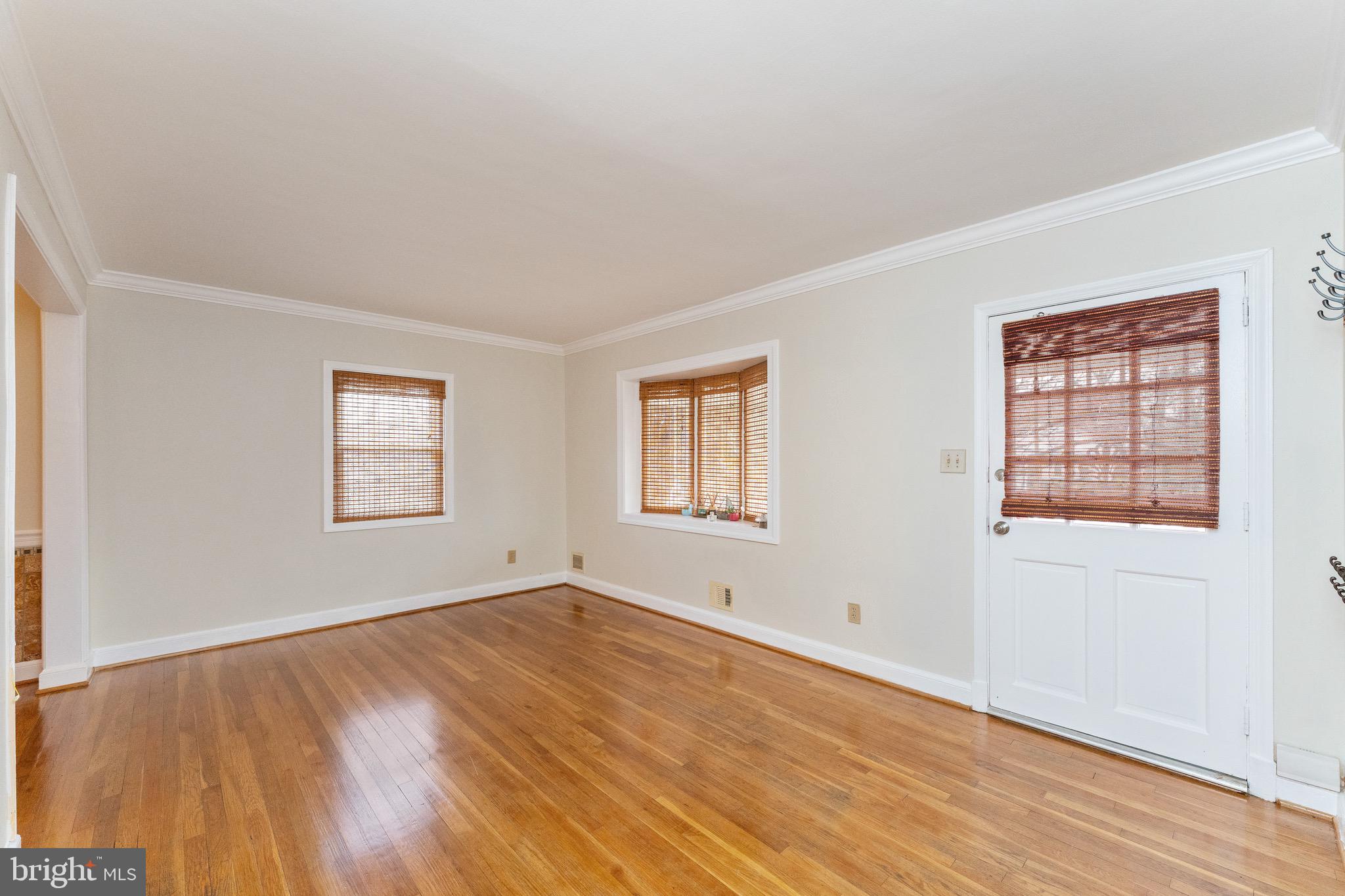 FOREST ESTATES - Residential Lease