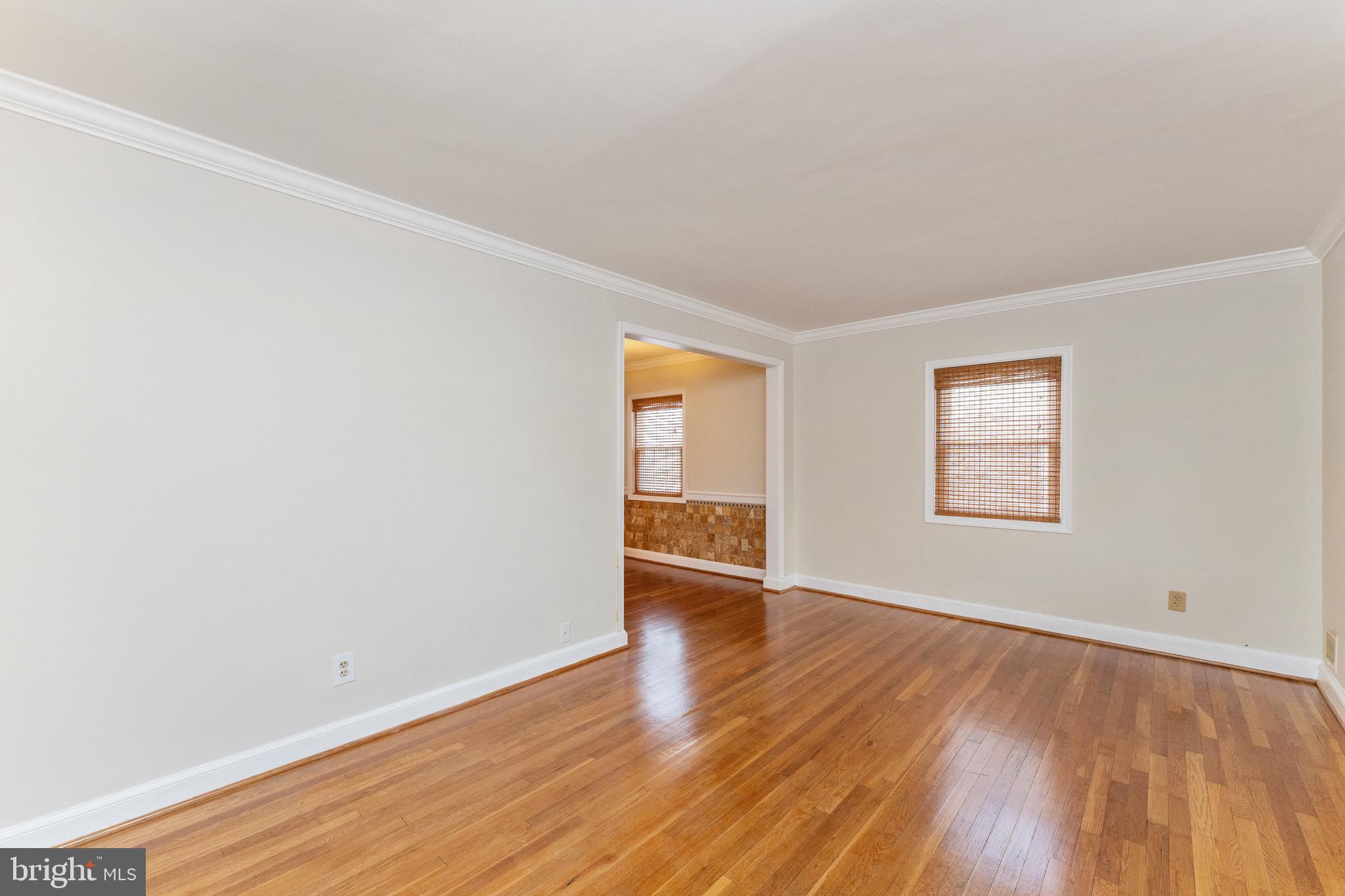 FOREST ESTATES - Residential Lease