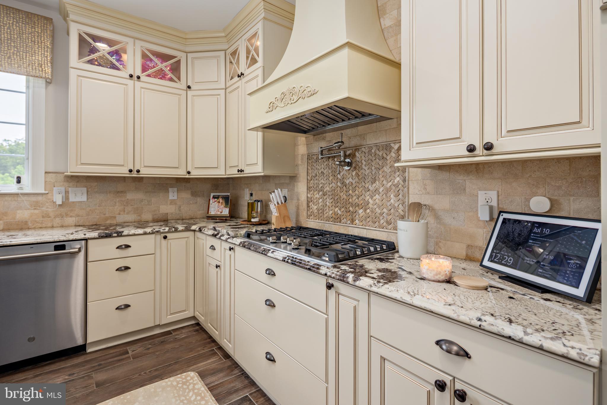 BAYLINE ESTATES - Residential
