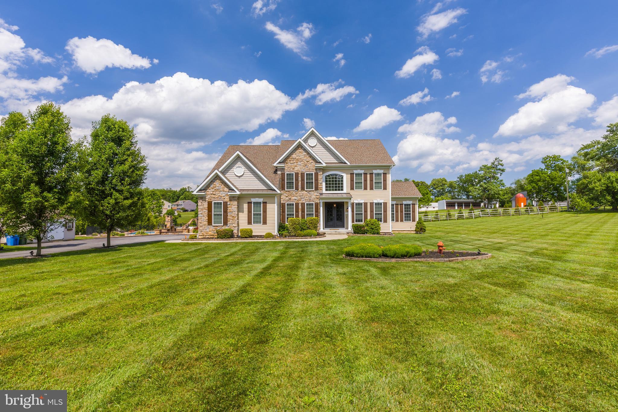 BAYLINE ESTATES - Residential