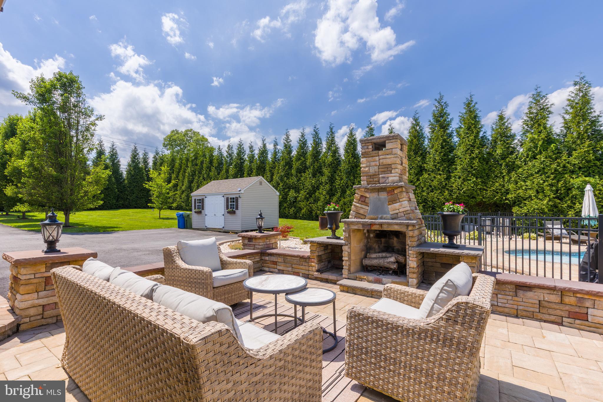 BAYLINE ESTATES - Residential
